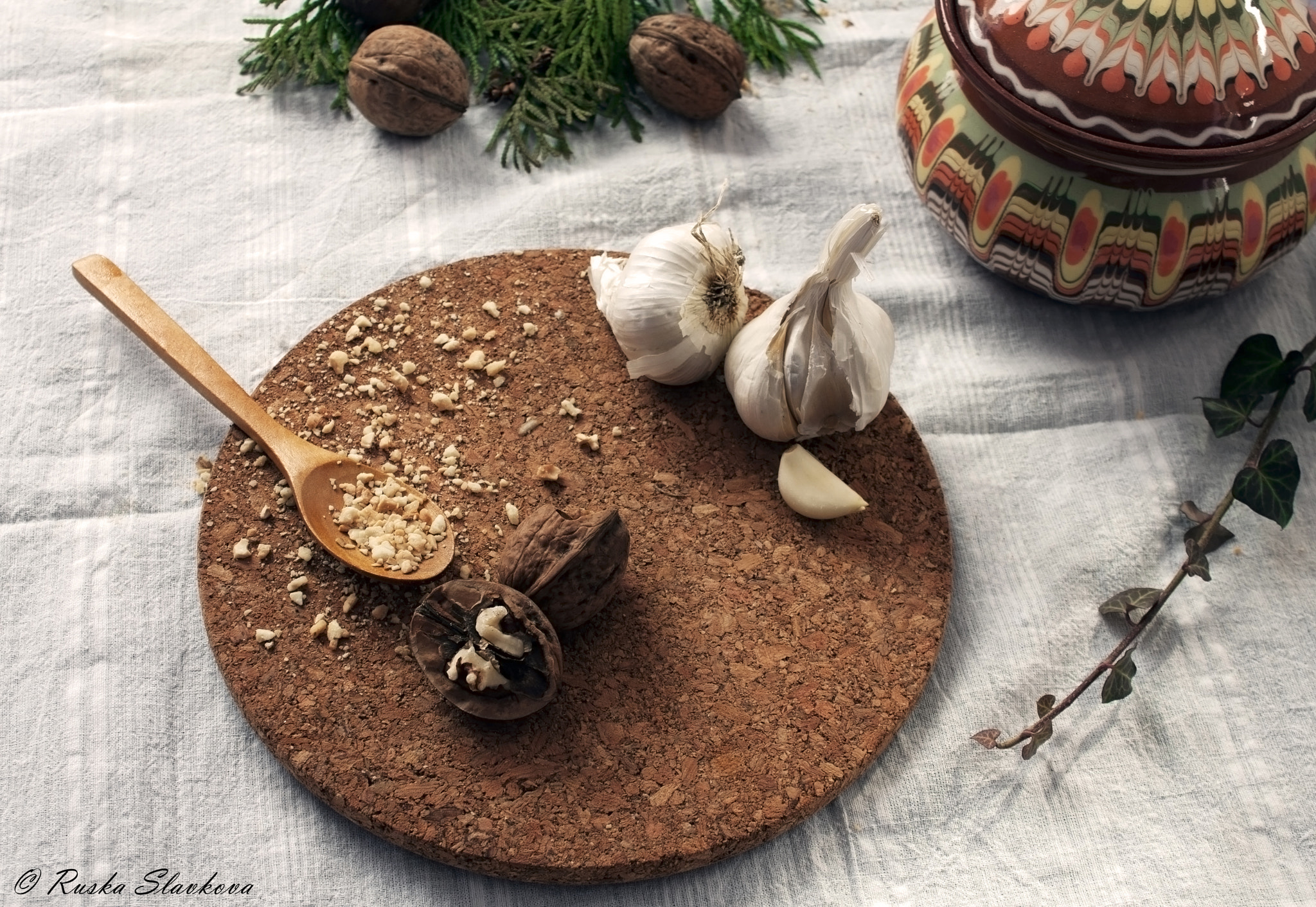 Canon EOS 40D sample photo. Walnuts & garlic photography