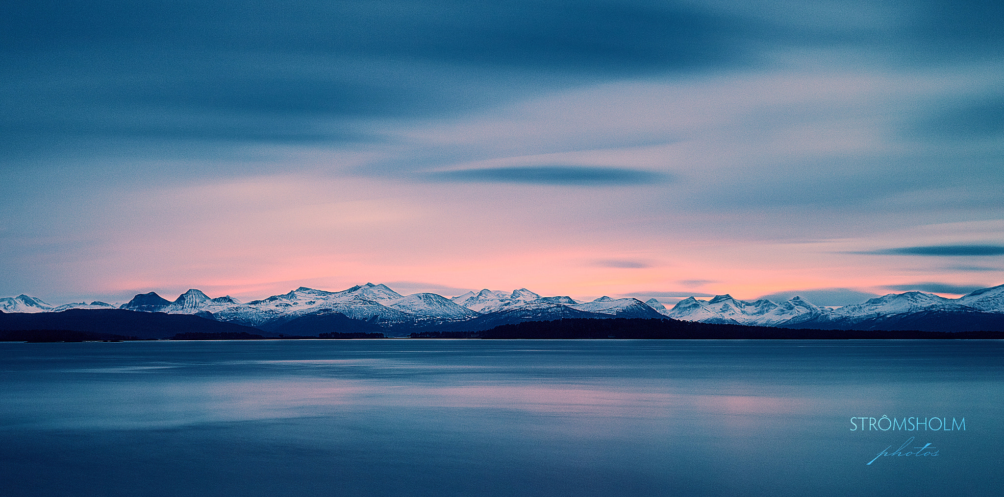 Canon EF 16-35mm F2.8L II USM sample photo. View from molde photography