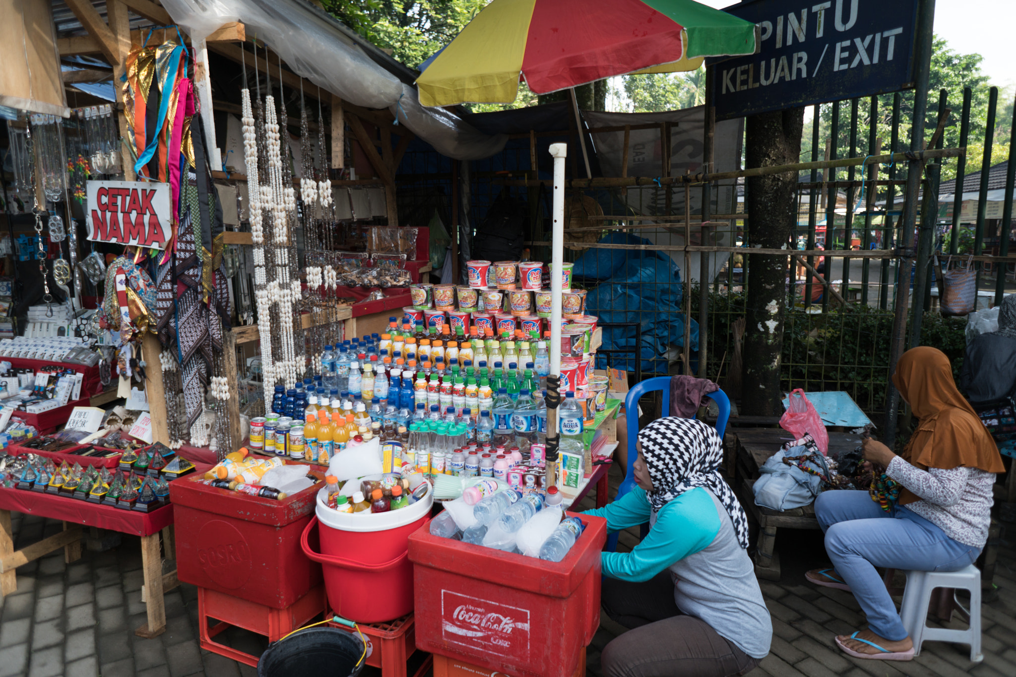 Sony a6300 + Sony E 16mm F2.8 sample photo. Borobudur photography