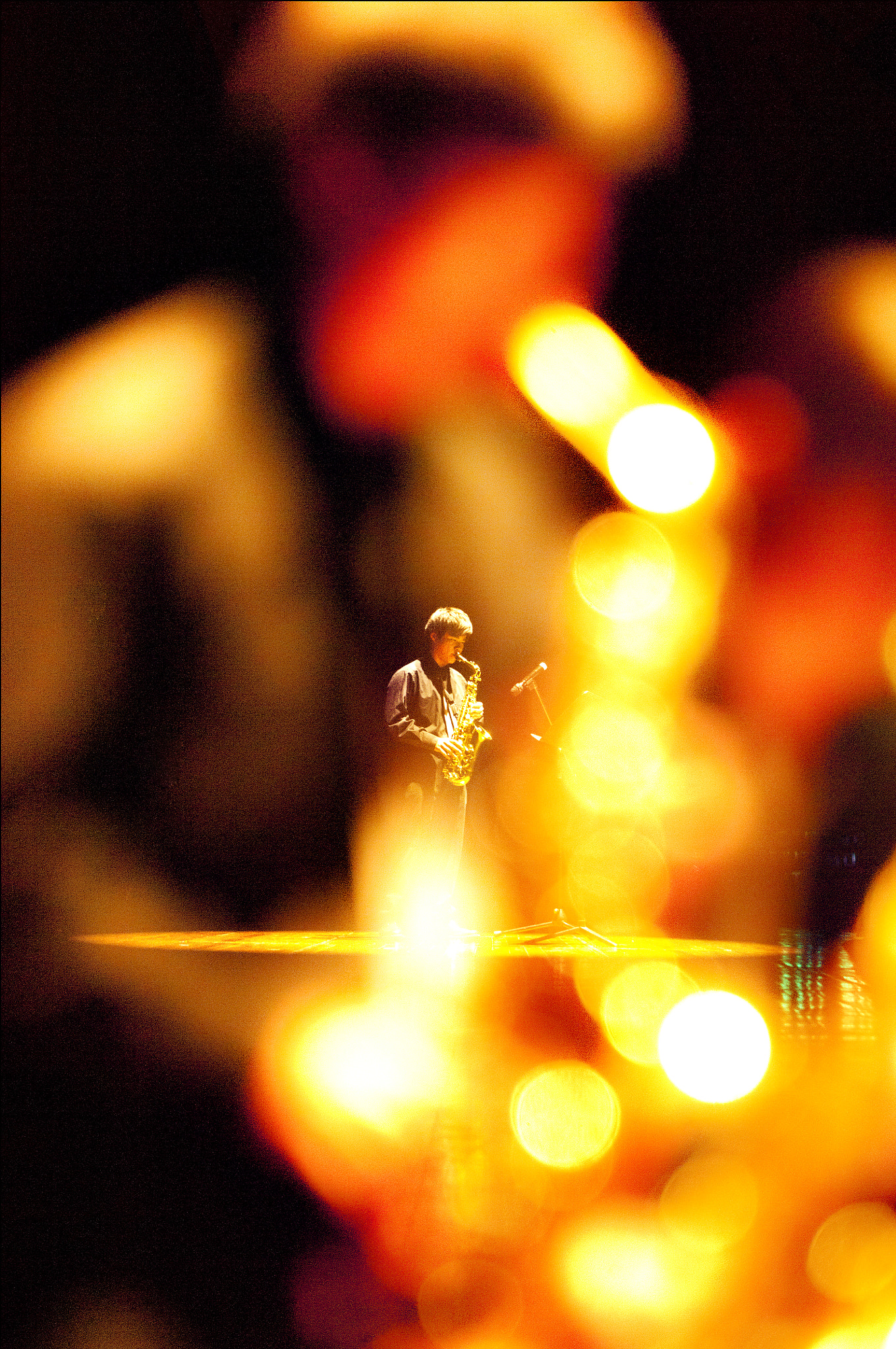 Nikon D2X sample photo. Musician g photography