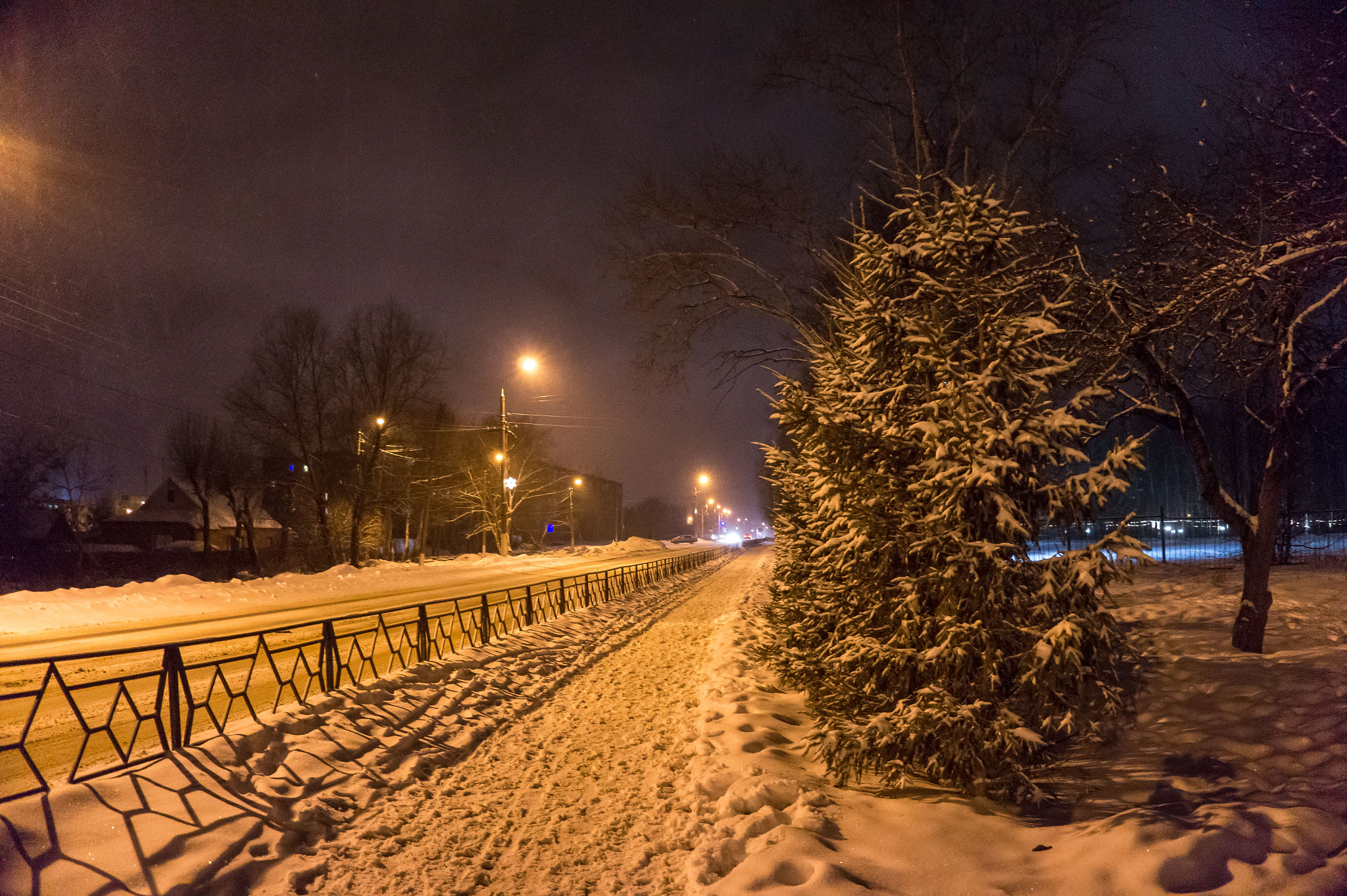 E 18-50mm F4-5.6 sample photo. с photography