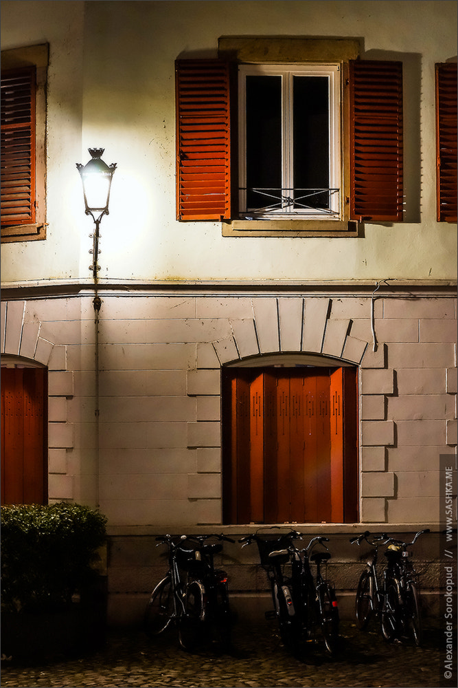 85mm F1.4 sample photo. Old center of strasbourg night street view photography