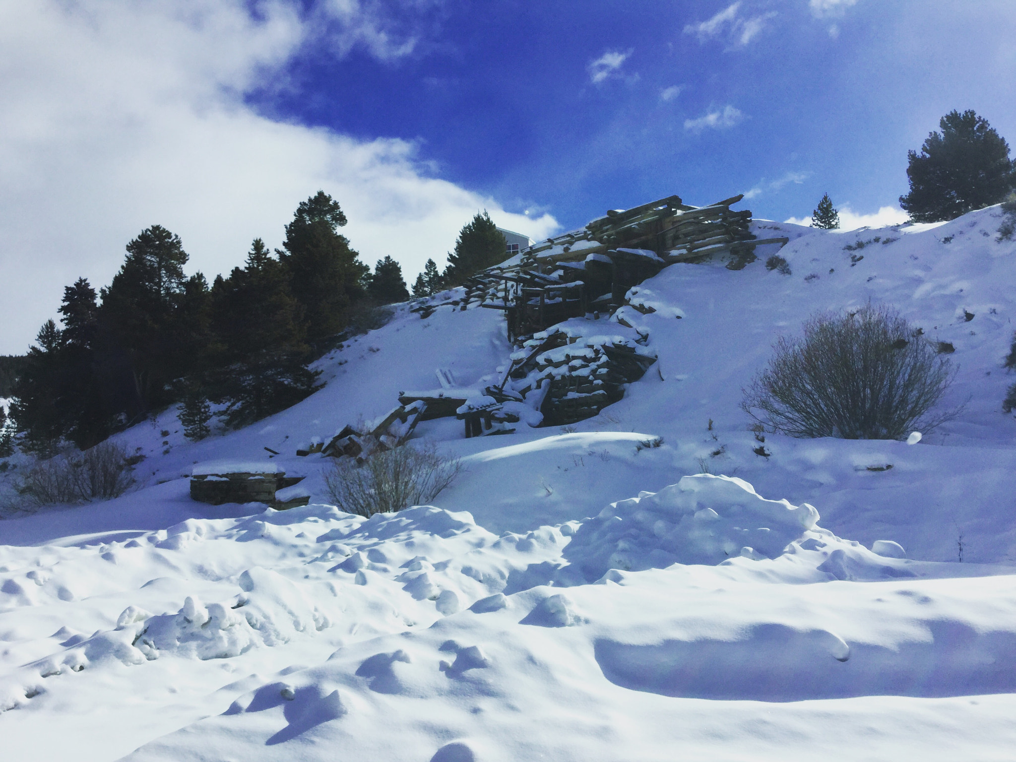 Apple iPad5,3 sample photo. Abandoned mine near leadville, colorado. photography
