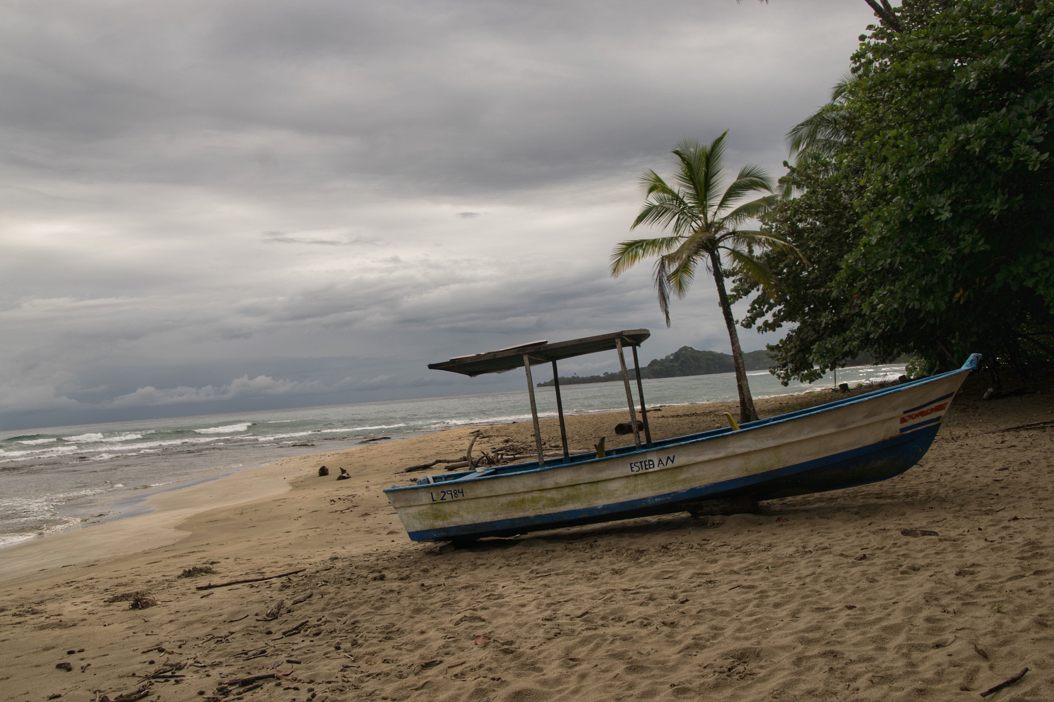 Sigma 28-300mm F3.5-6.3 DG Macro sample photo. Puerto viejo photography