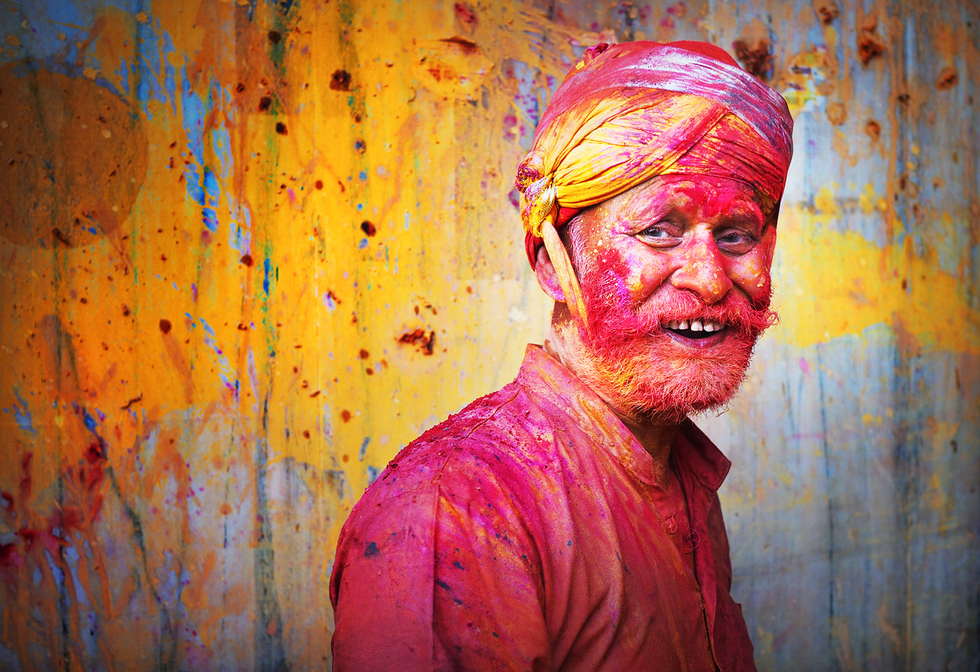 Olympus OM-D E-M5 II + Olympus M.Zuiko Digital 25mm F1.8 sample photo. Happy holi photography