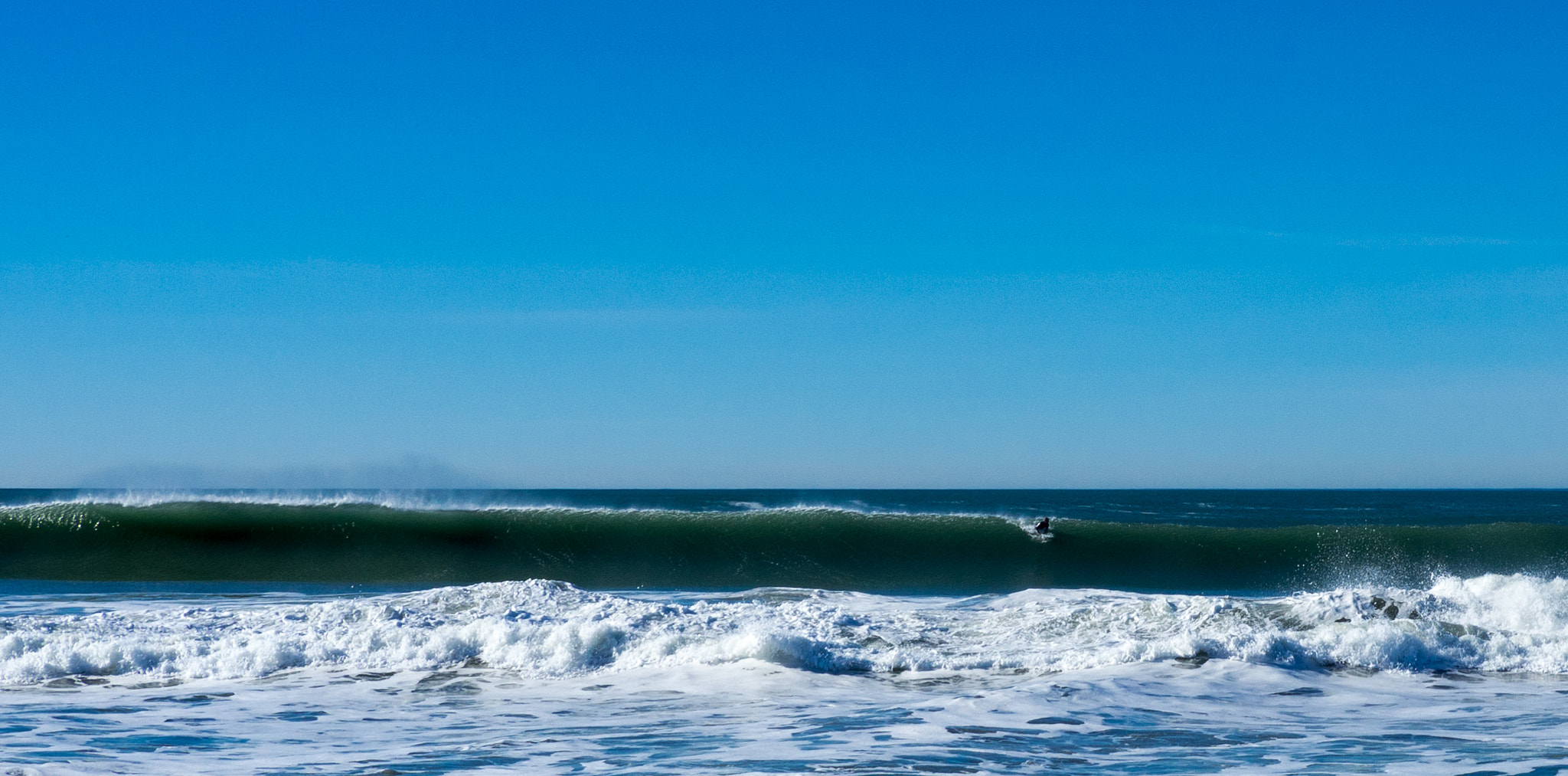 Olympus OM-D E-M10 + LUMIX G 20/F1.7 II sample photo. Half moon bay photography