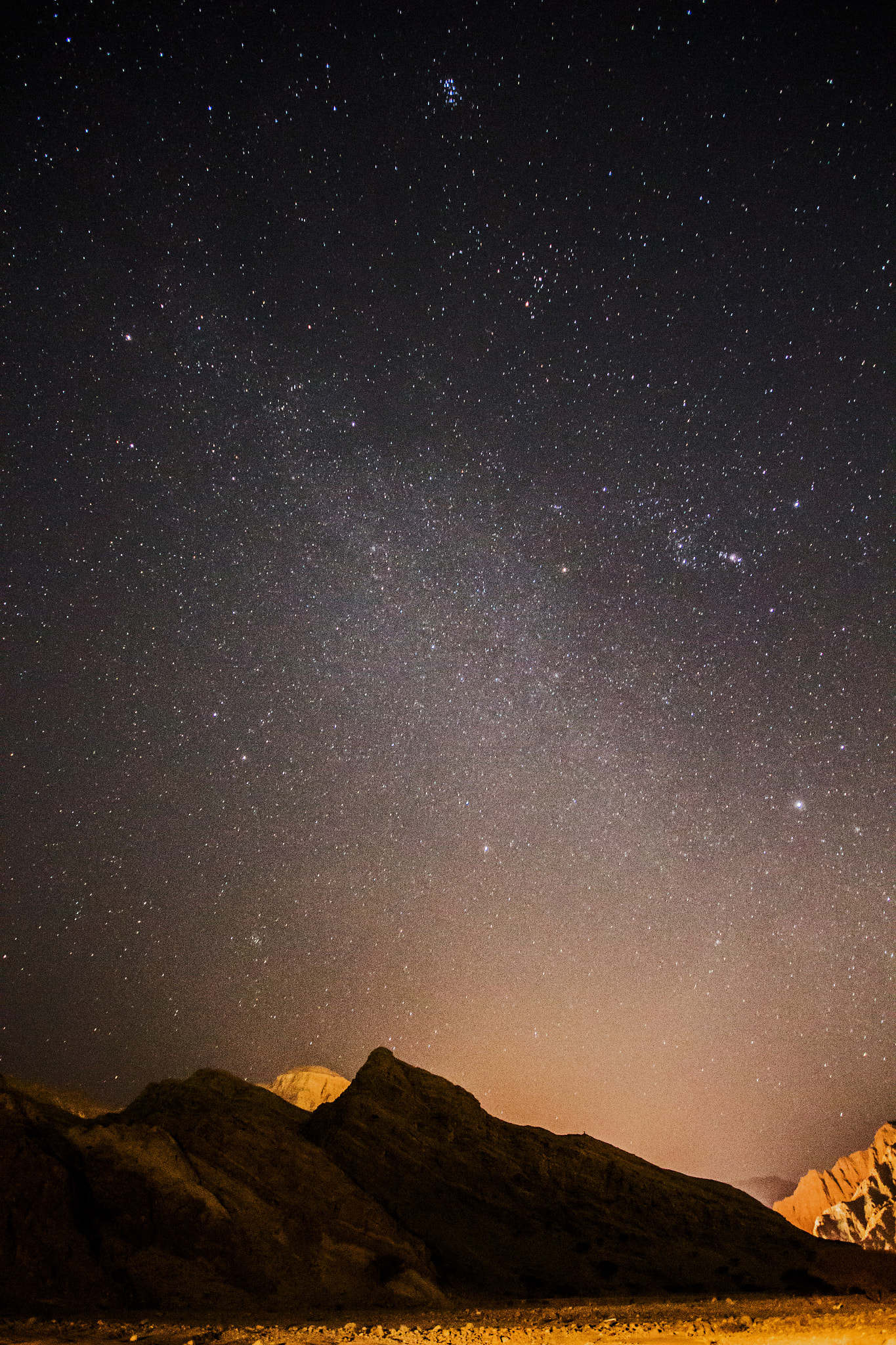 Canon EOS 100D (EOS Rebel SL1 / EOS Kiss X7) + Sigma 10-20mm F4-5.6 EX DC HSM sample photo. The hunter and the pleiades photography