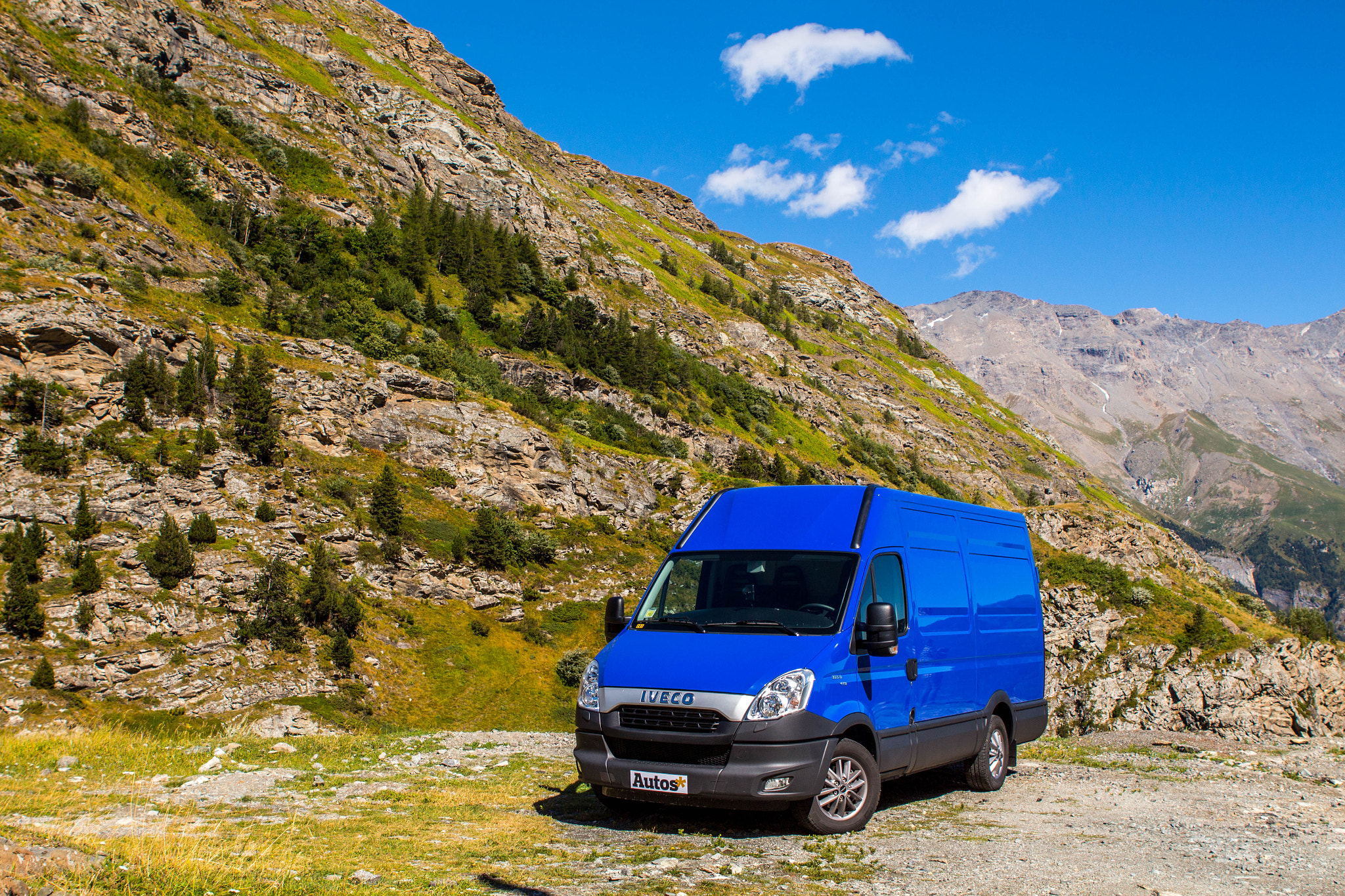 Canon EOS 650D (EOS Rebel T4i / EOS Kiss X6i) sample photo. Iveco daily expedition photography