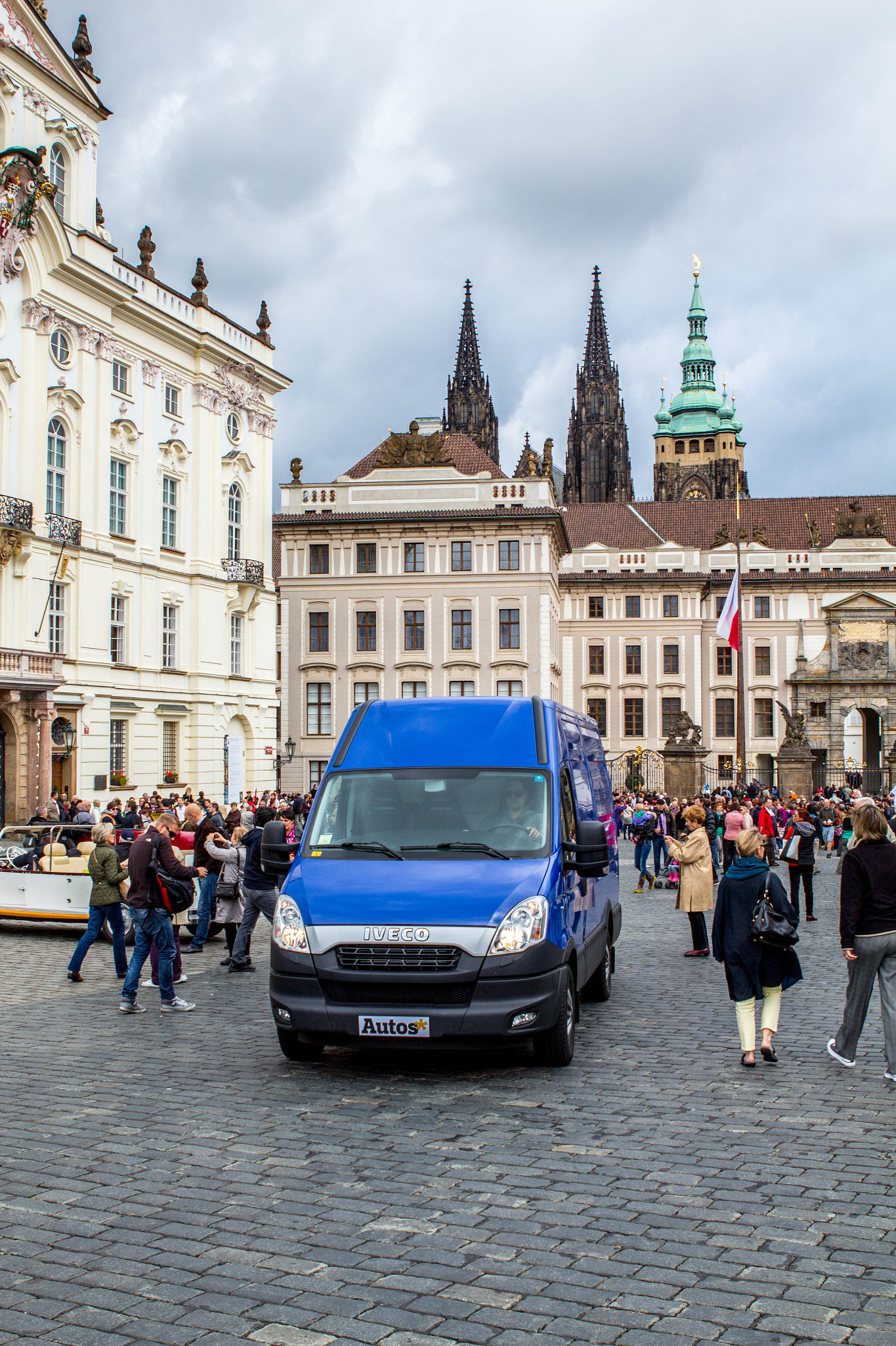 Canon EOS 650D (EOS Rebel T4i / EOS Kiss X6i) sample photo. Iveco daily expedition photography