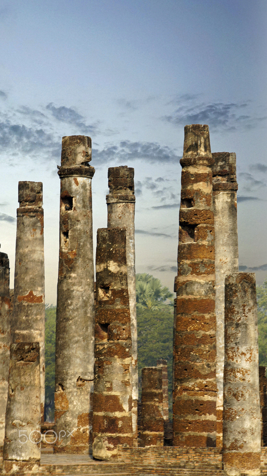 Sony Alpha NEX-3 sample photo. Temple in sukhothai national park photography