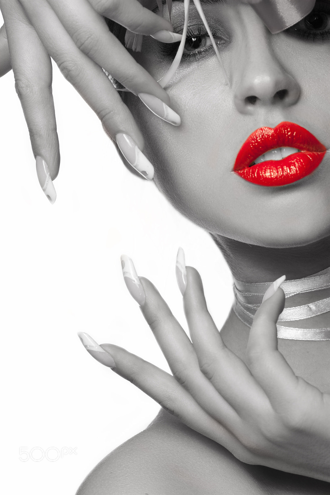 Canon EF 100mm F2.8 Macro USM sample photo. Beautiful girl withs red lips photography