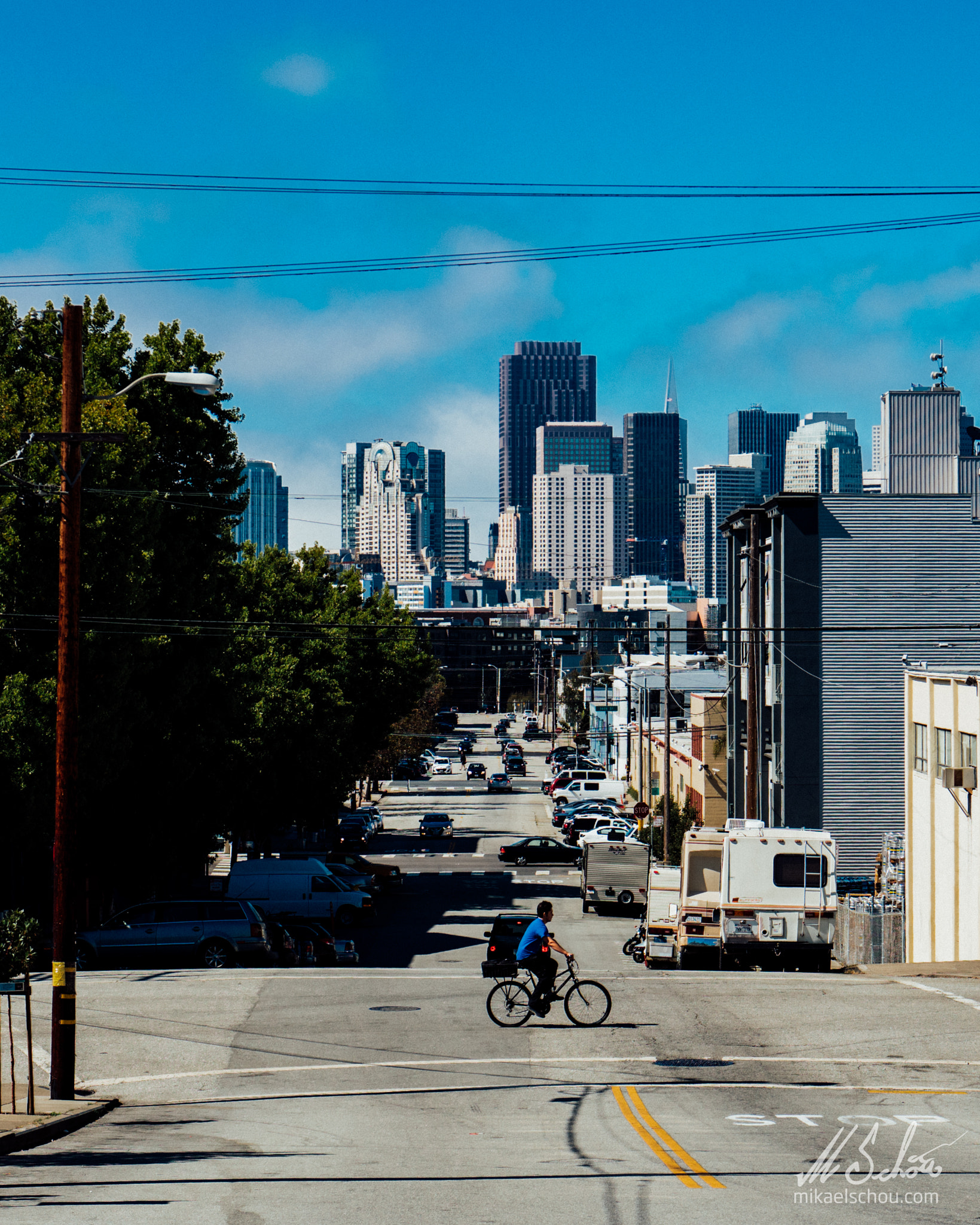 Panasonic Leica DG Nocticron 42.5mm F1.2 ASPH OIS sample photo. City suburbs photography