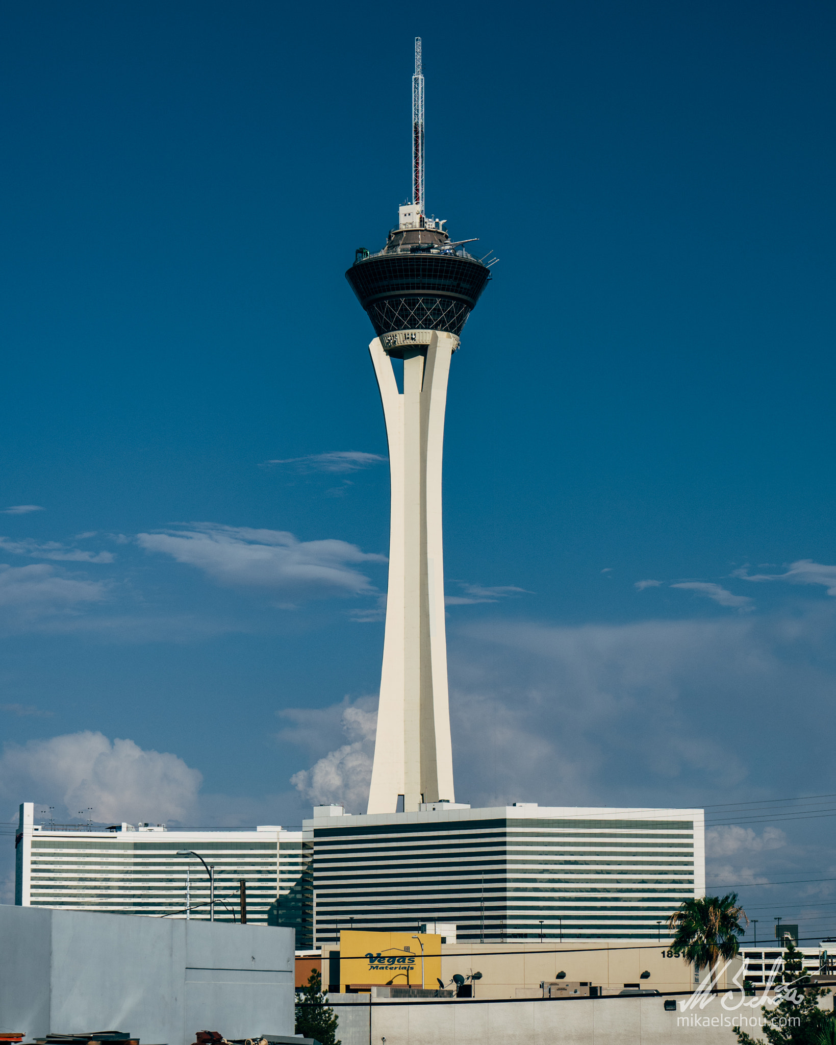 Panasonic Leica DG Nocticron 42.5mm F1.2 ASPH OIS sample photo. Stratosphere photography