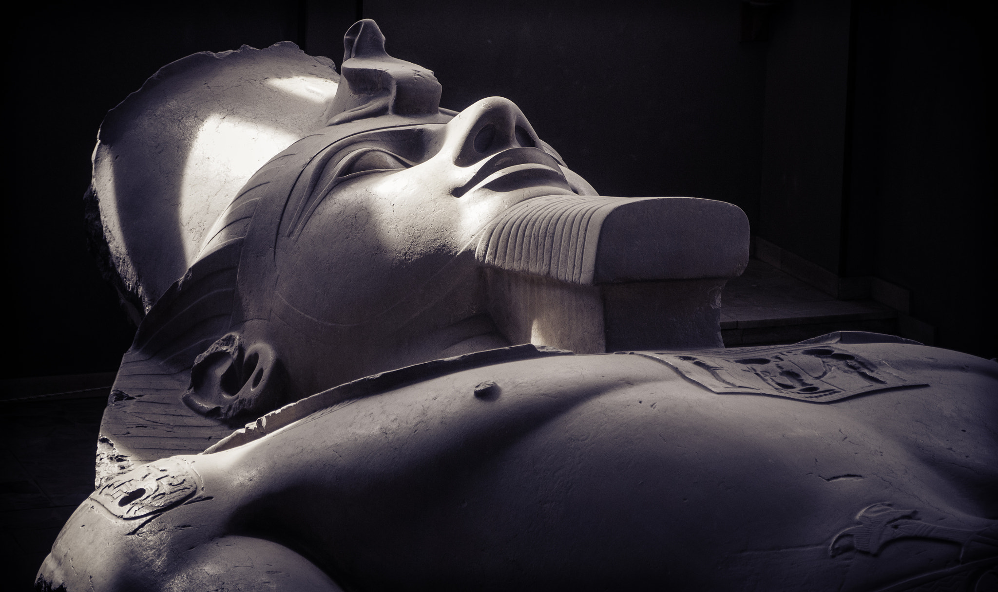 Panasonic Lumix DMC-GH2 sample photo. Ramsis statue in egypt photography