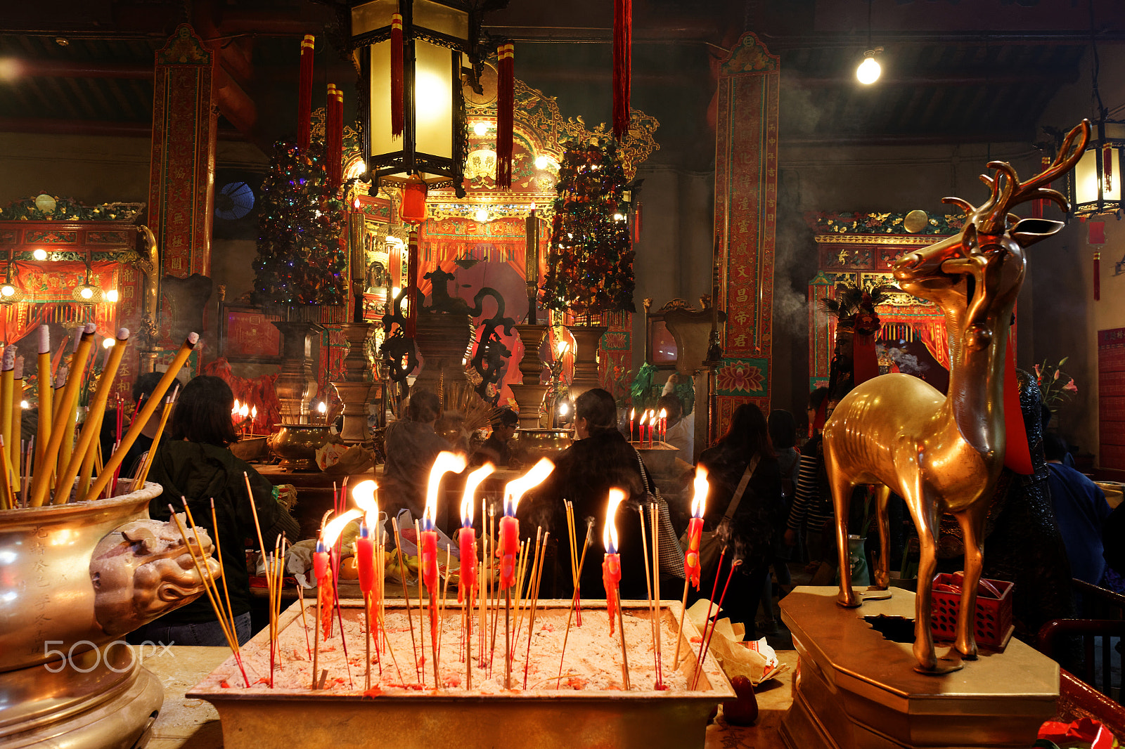 Canon EF 24mm F2.8 IS USM sample photo. Man mo temple, hong kong - no. 1 photography