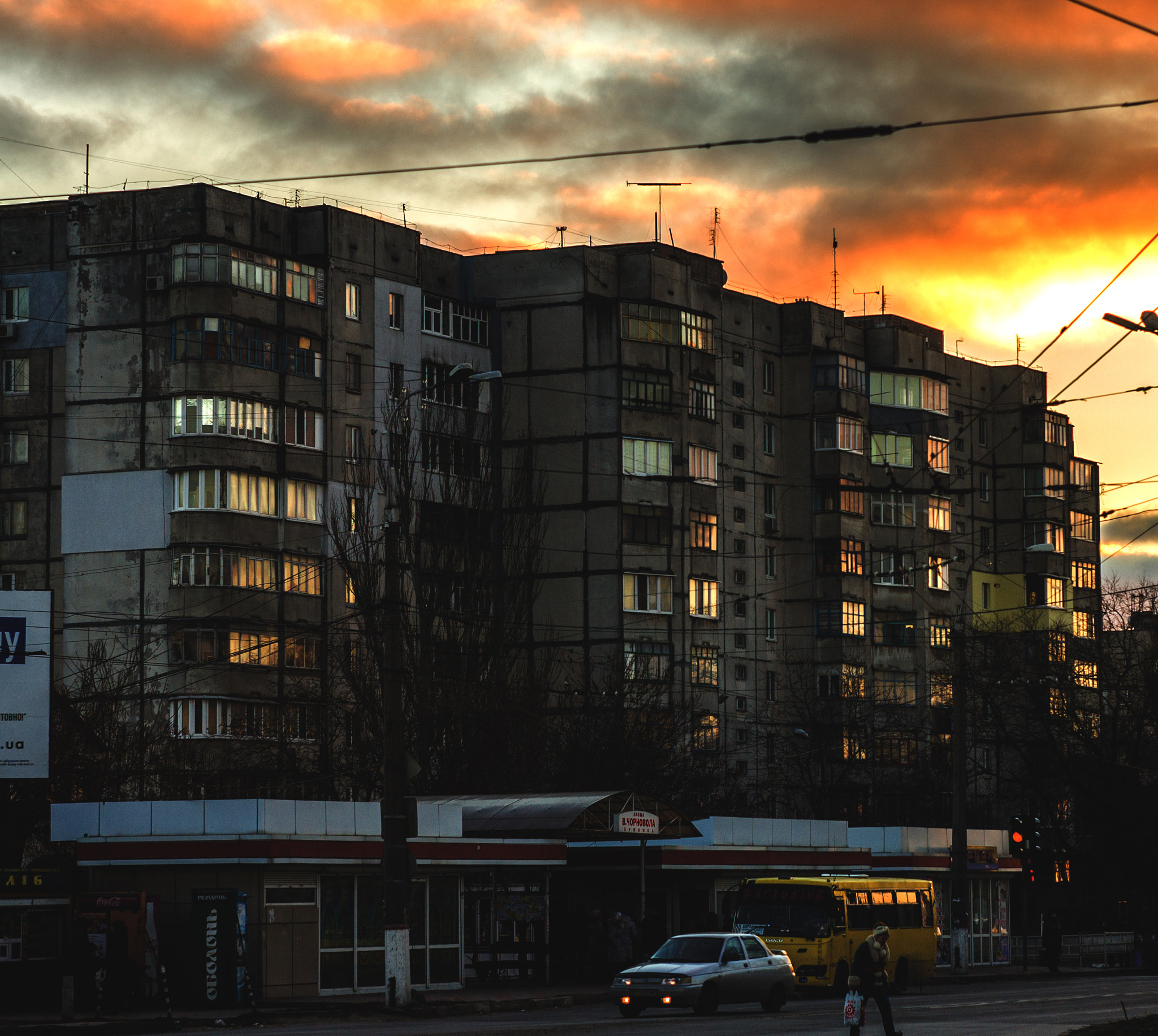 Canon EF 35-80mm f/4-5.6 sample photo. Sunset in the city photography