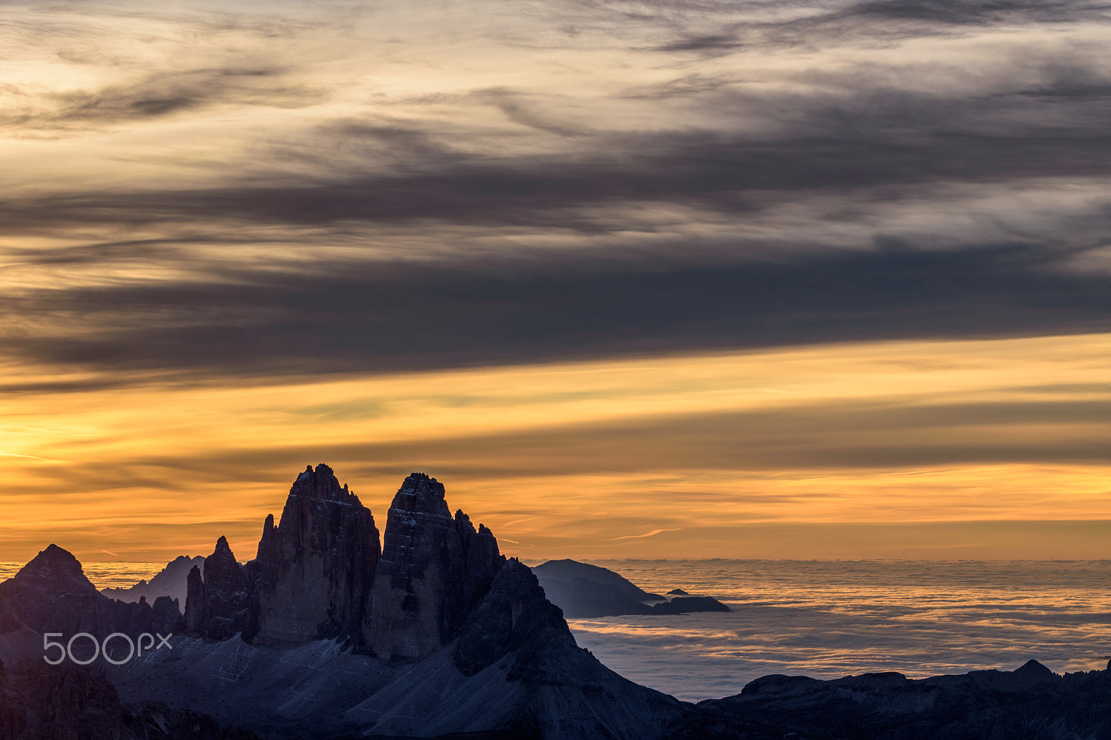 Nikon AF-S Nikkor 70-200mm F4G ED VR sample photo. Dramatic sky photography