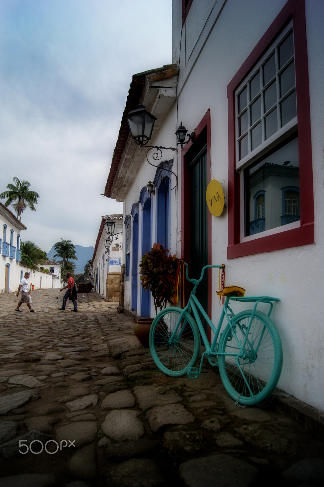 Sony SLT-A77 sample photo. Streets of paraty photography