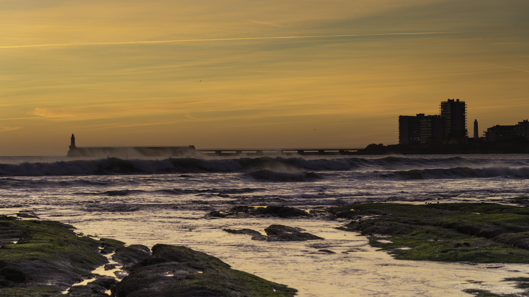 Nikon D4 sample photo. Coucher sur la baie des sables photography