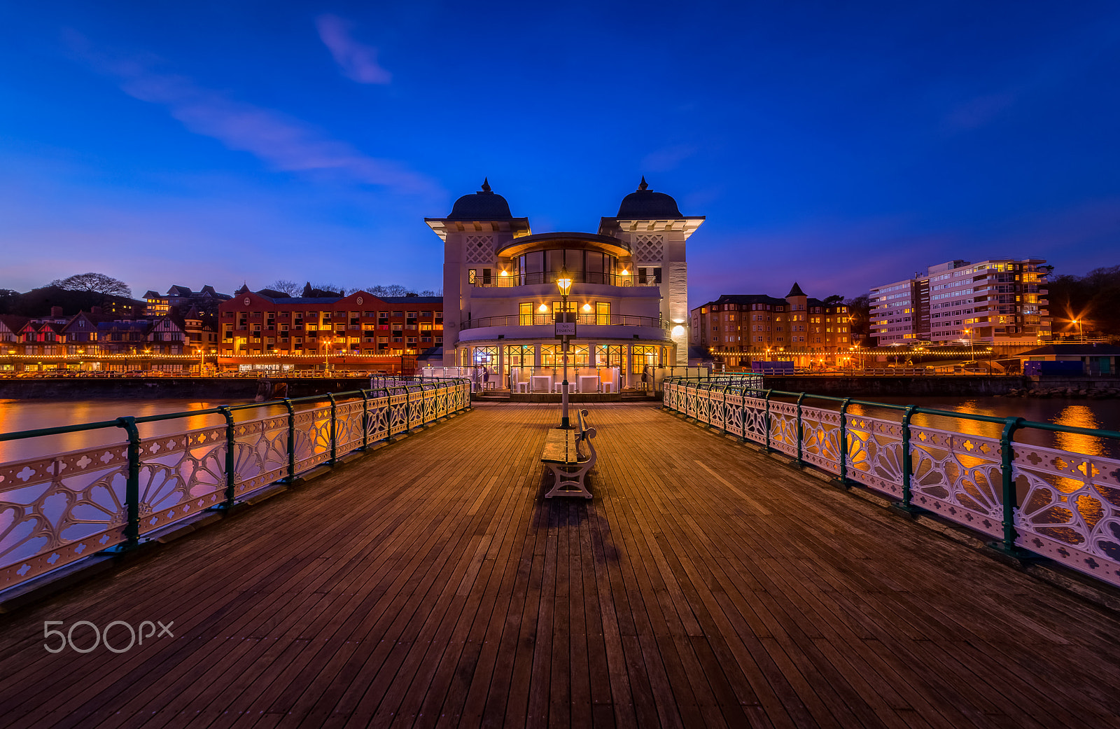 Nikon D610 + Sigma 12-24mm F4.5-5.6 II DG HSM sample photo. Penarth pier photography