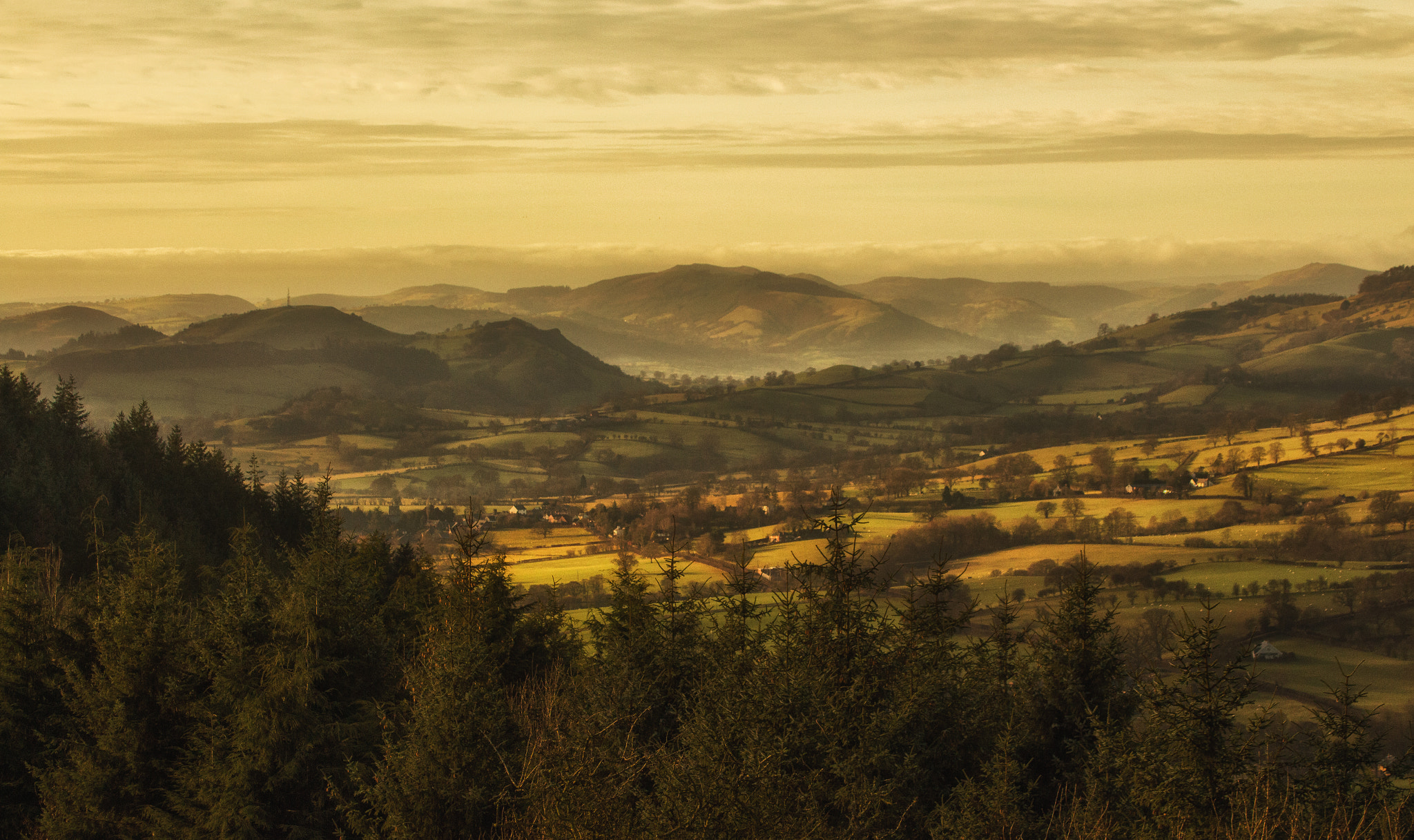 Canon EOS 650D (EOS Rebel T4i / EOS Kiss X6i) sample photo. Winter hills photography