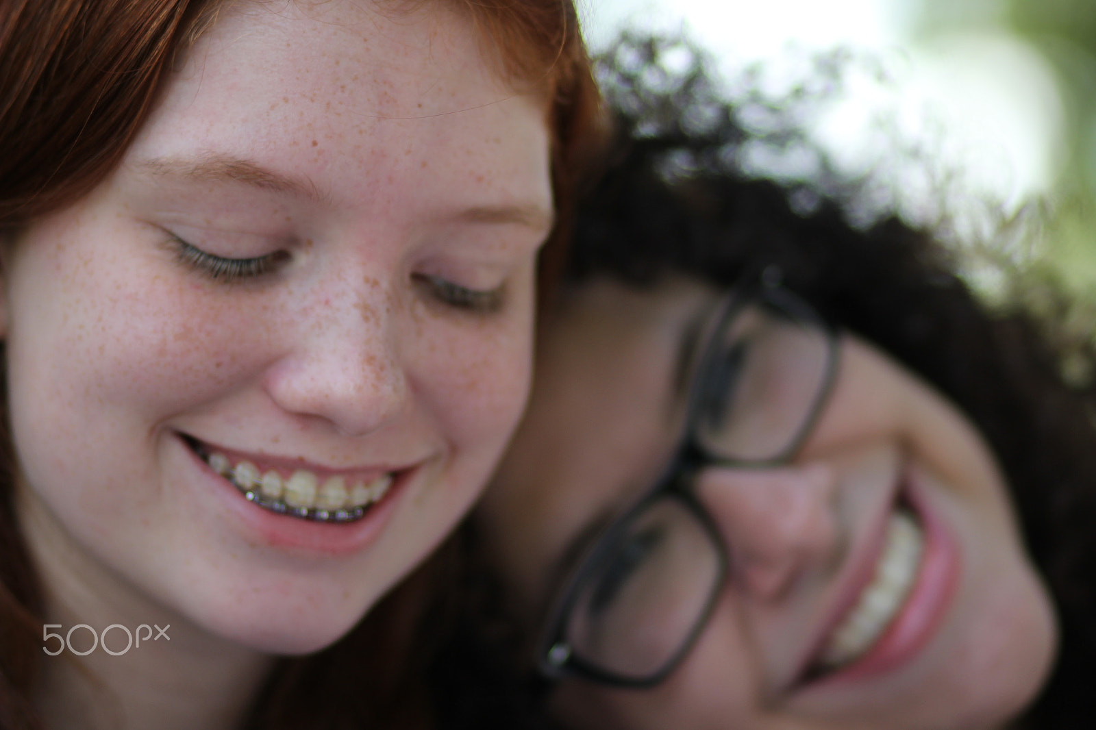 Canon EF 85mm F1.8 USM sample photo. Girls photography