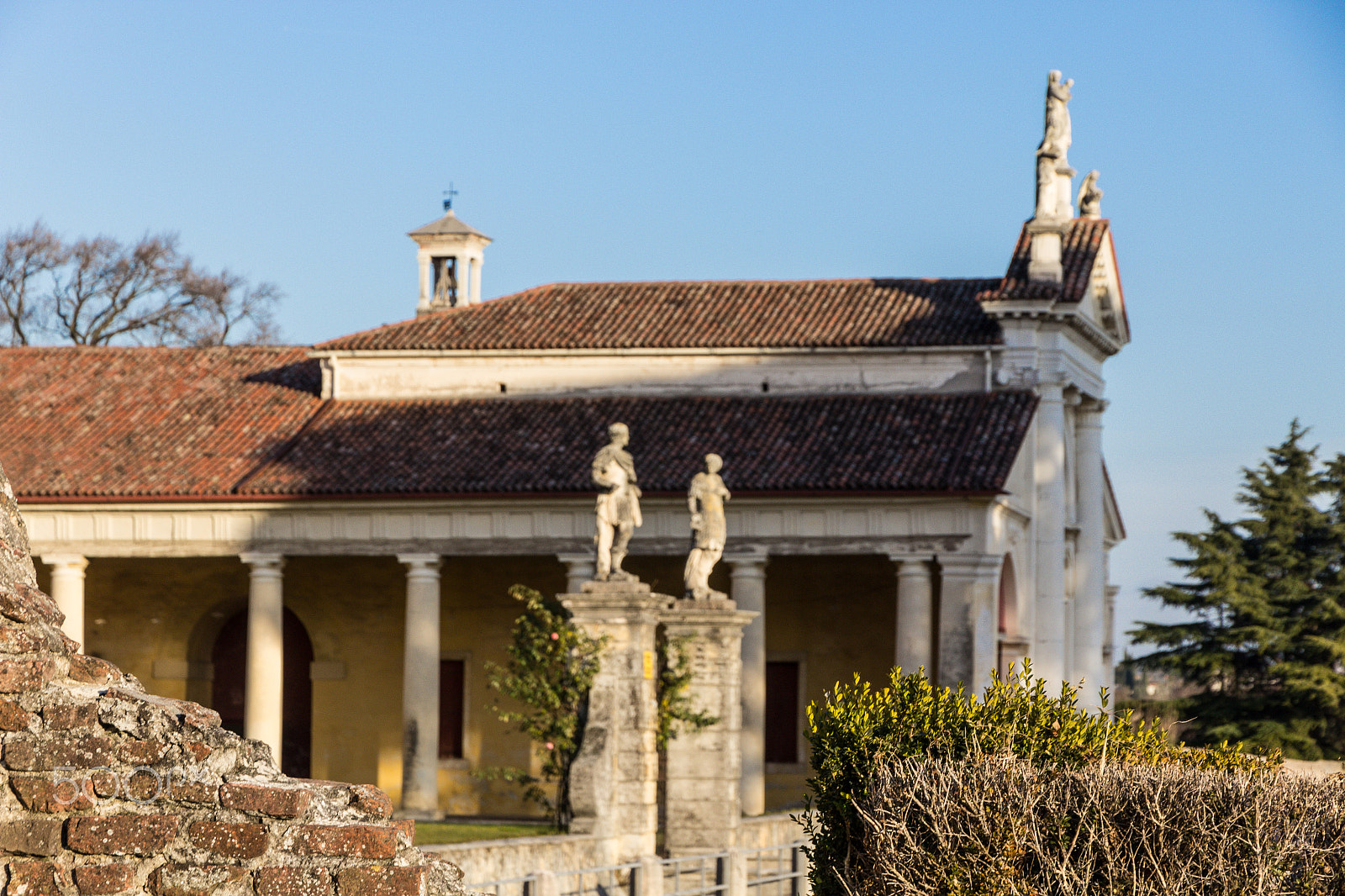 Canon EOS 1200D (EOS Rebel T5 / EOS Kiss X70 / EOS Hi) sample photo. Foreshorting of villa angarano 2 photography