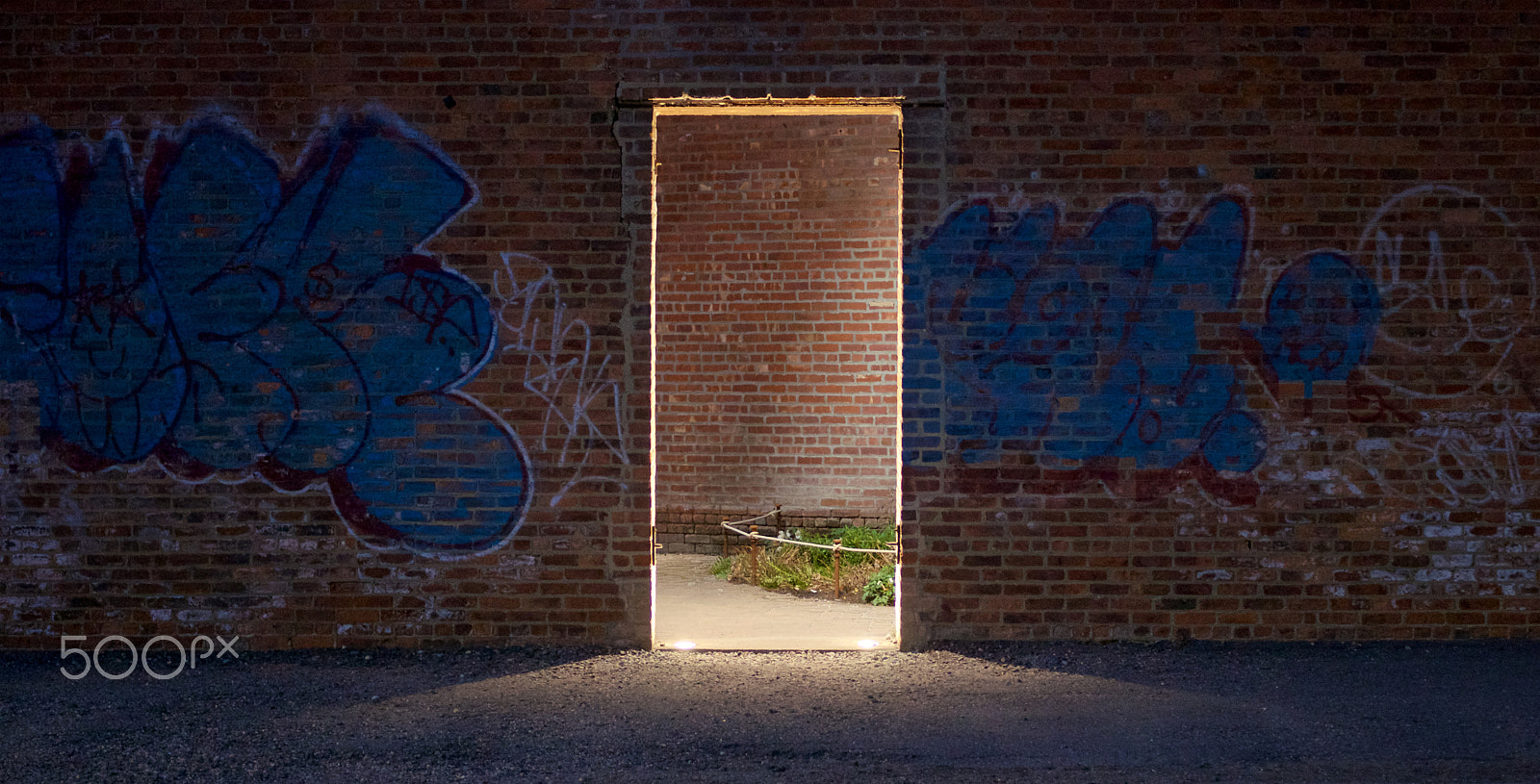 Pentax K-5 + Pentax smc DA 40mm F2.8 Limited sample photo. Light behind the door photography