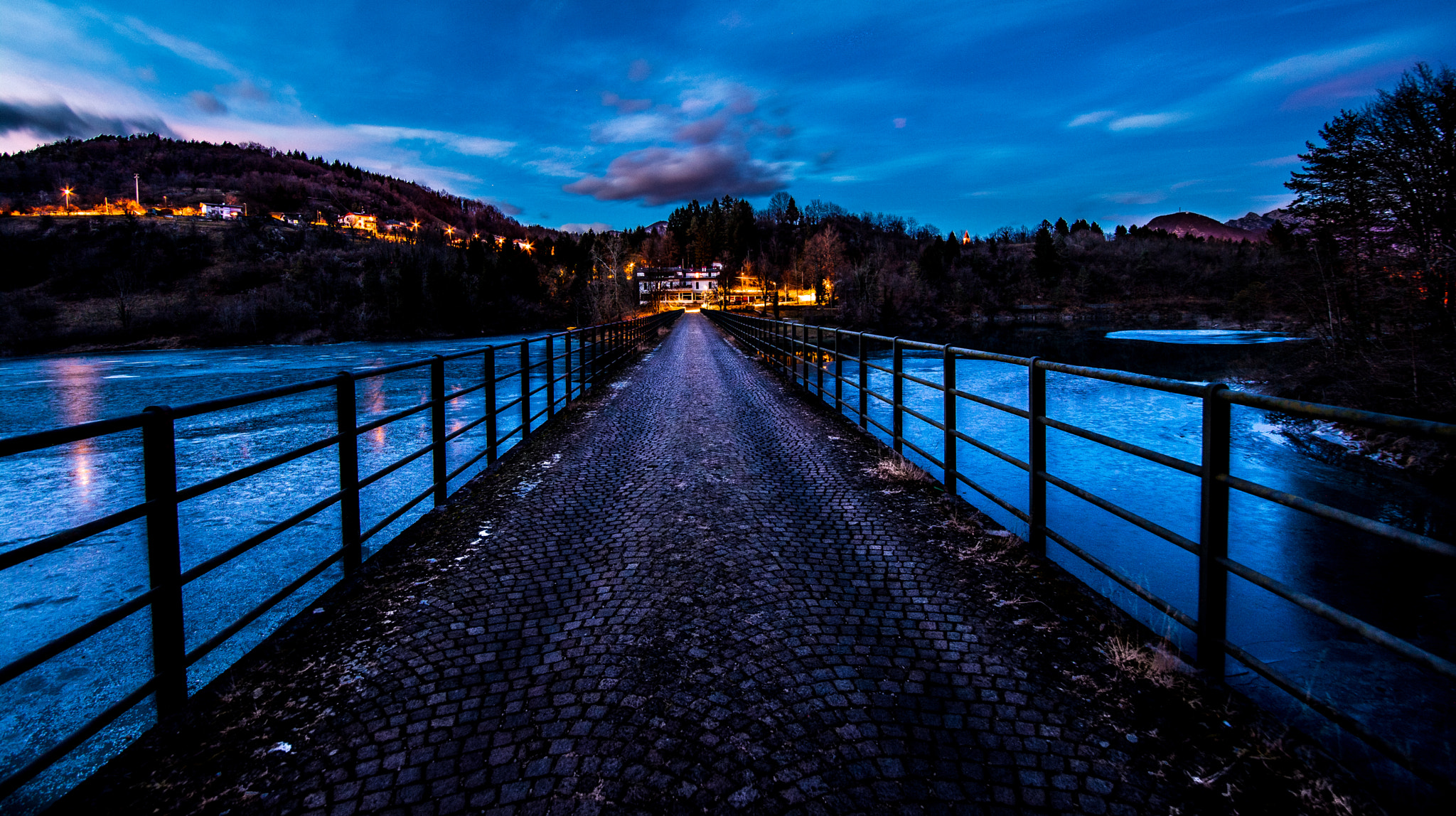 Samyang 14mm F2.8 ED AS IF UMC sample photo. Lets go photography