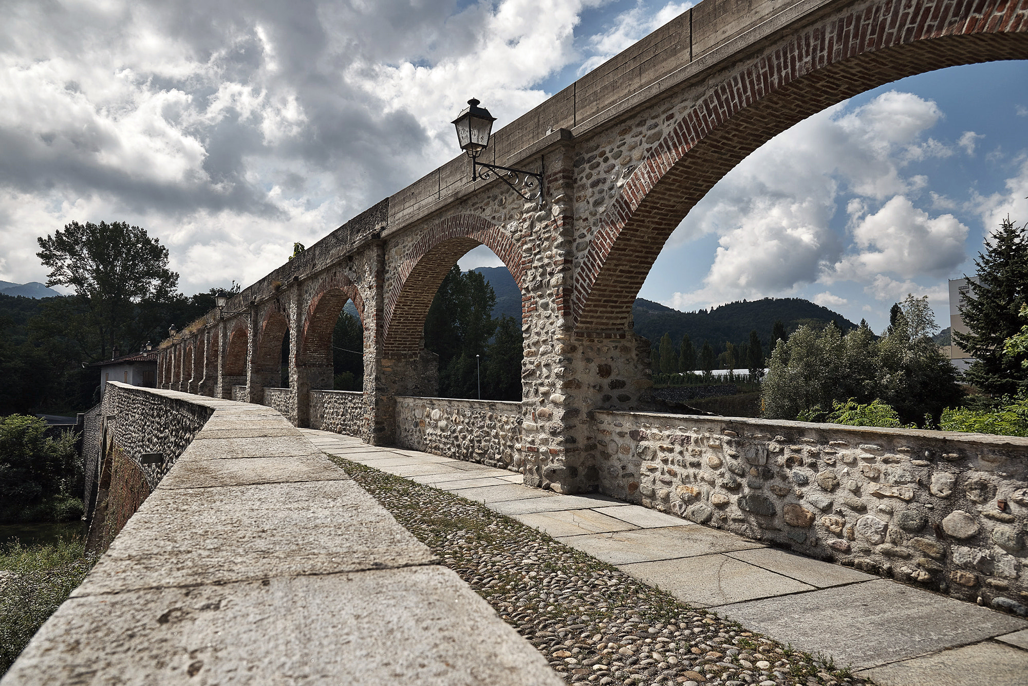 Nikon AF-S Nikkor 24-120mm F4G ED VR sample photo. Old roman bridge photography