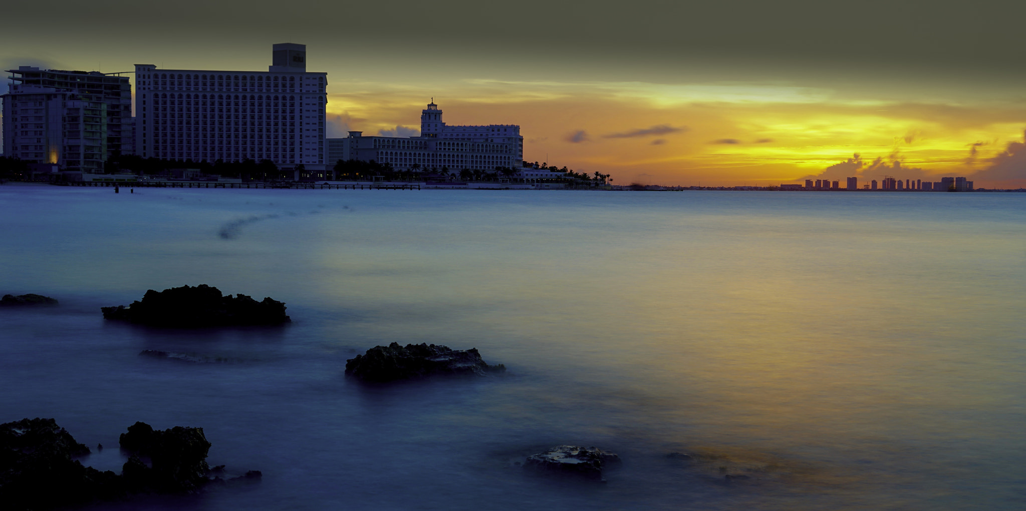 Sony E PZ 18-200mm F3.5-6.3 OSS sample photo. Paradise sunset photography