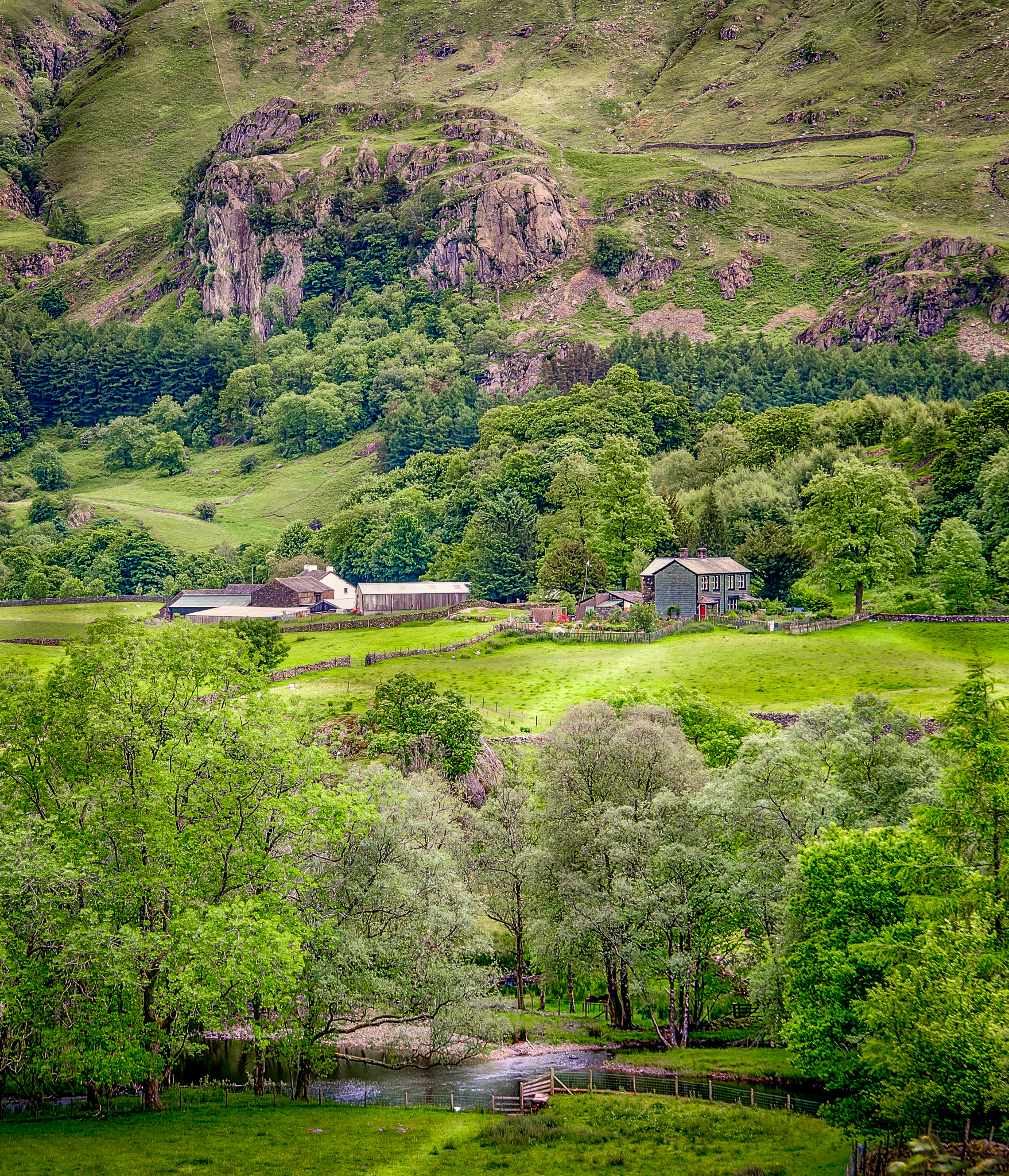 Canon EF-S 17-85mm F4-5.6 IS USM sample photo. Peak district, farm, hillside, woods, landscape photography