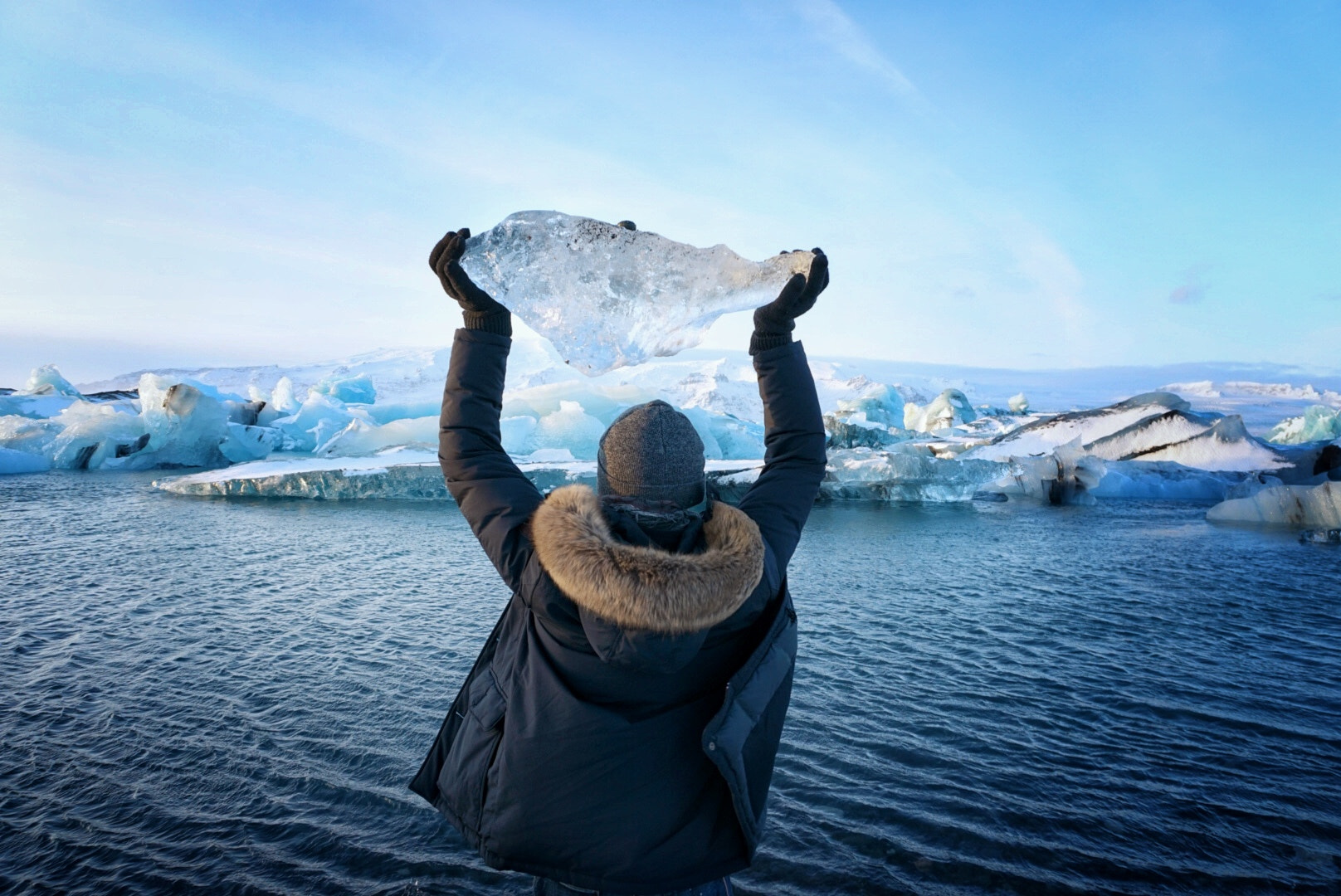 Sony a6300 + Sony E 18-50mm F4-5.6 sample photo. Iceland tour photography