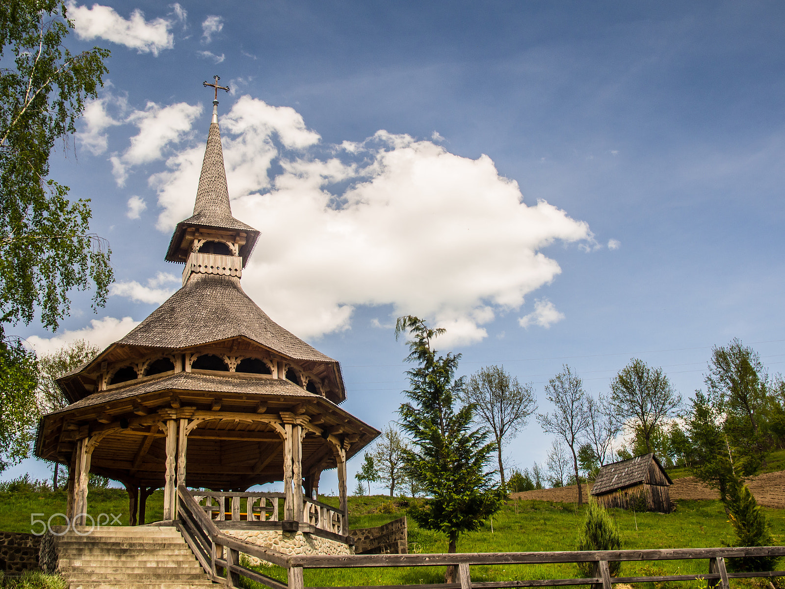 Olympus OM-D E-M5 + Sigma 19mm F2.8 DN Art sample photo. Wooden church photography