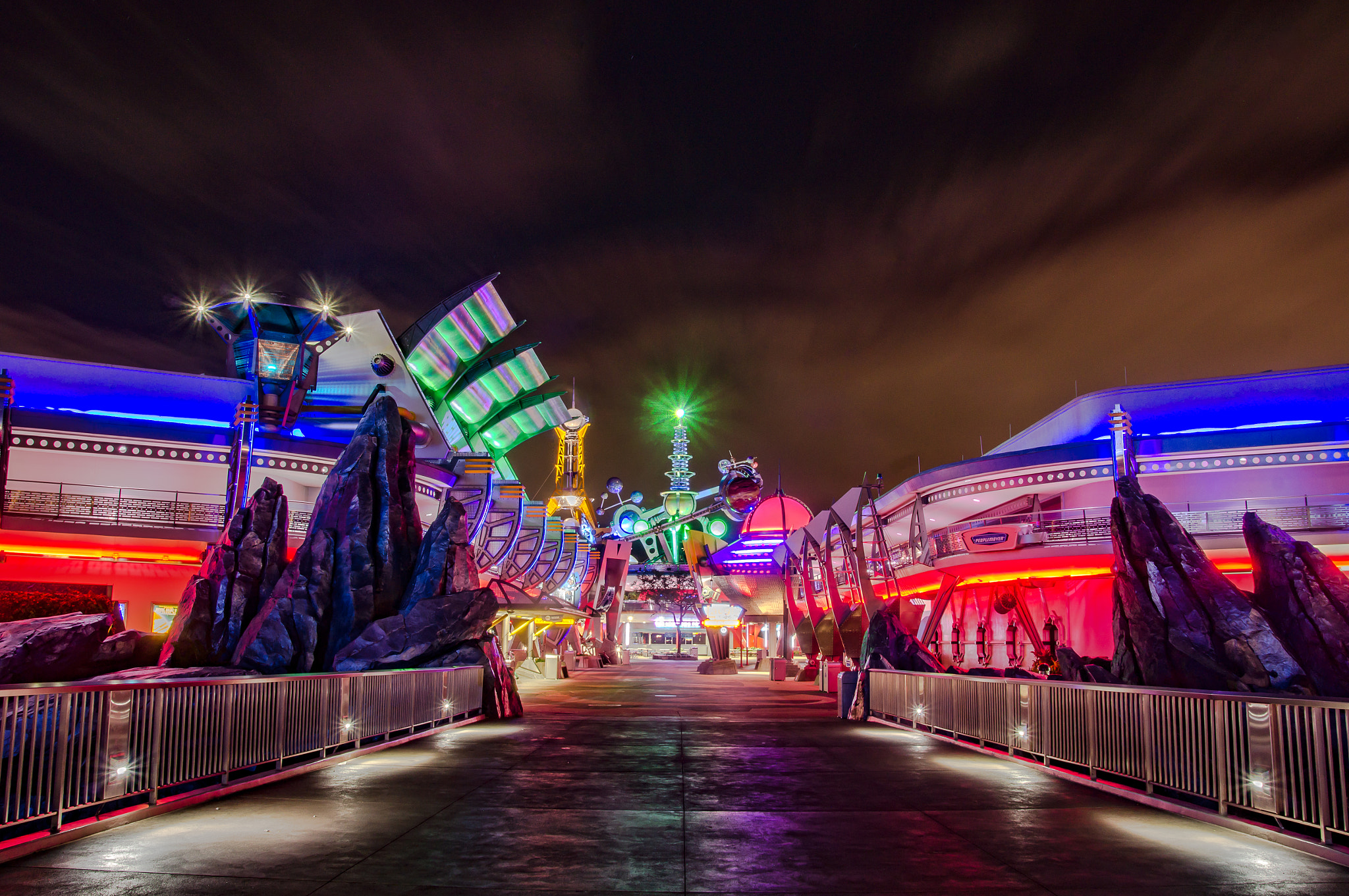 Sony SLT-A55 (SLT-A55V) sample photo. Tomorrowland photography