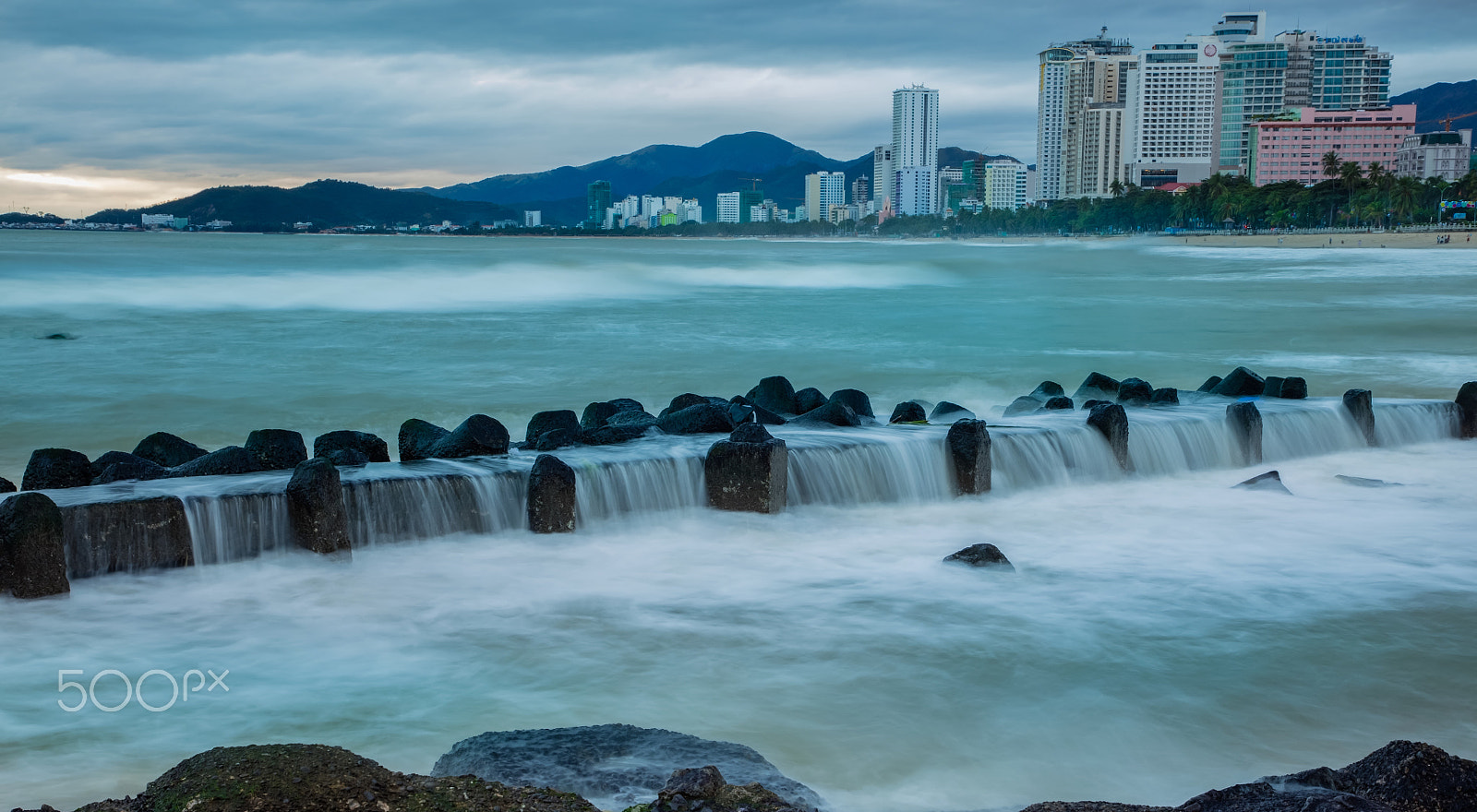 Canon EOS 5DS + Canon EF 24-105mm F4L IS II USM sample photo. Slow exposure seascape in nha trang vietnam. photography