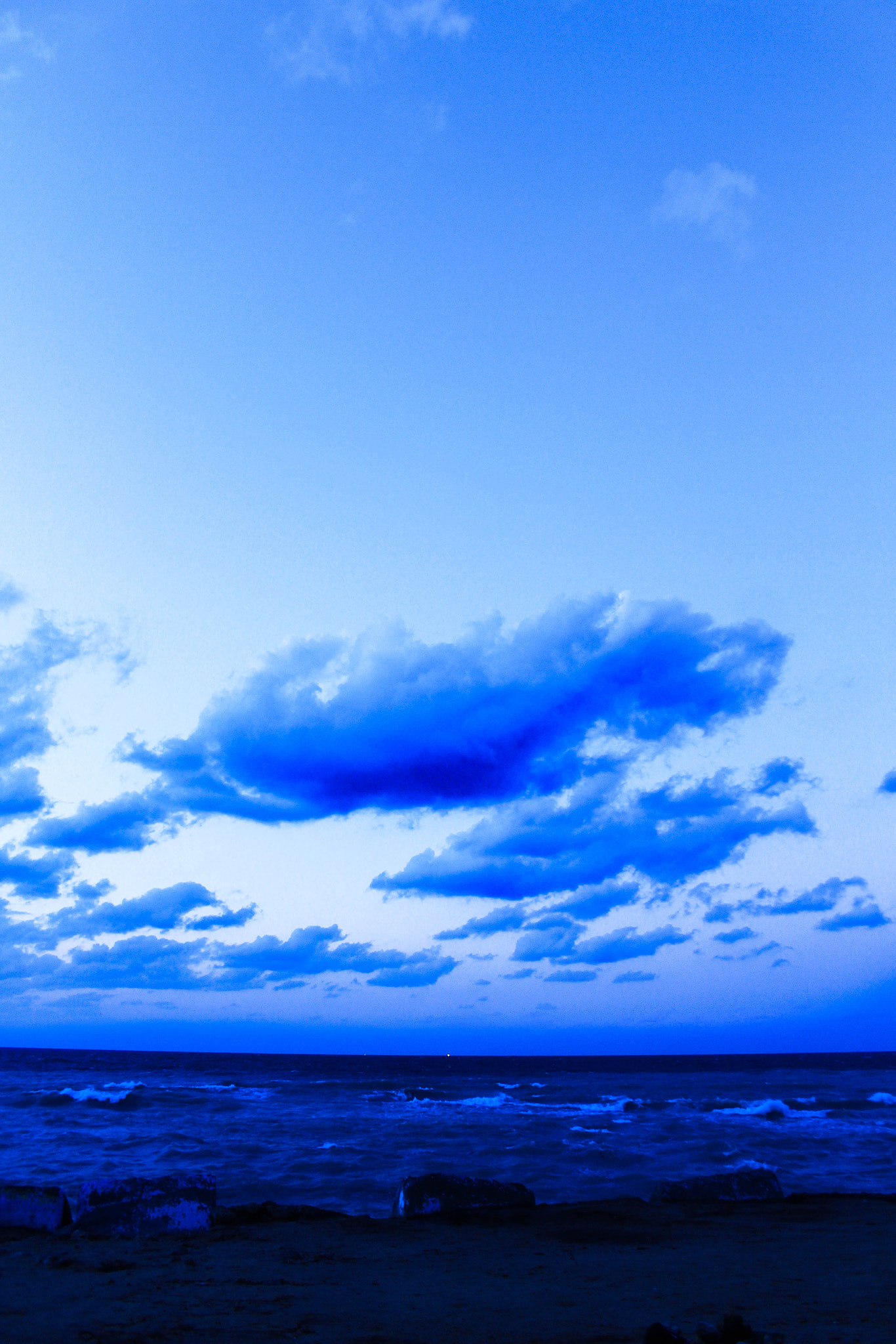Canon EF-S 18-55mm F3.5-5.6 II sample photo. Sky. photography