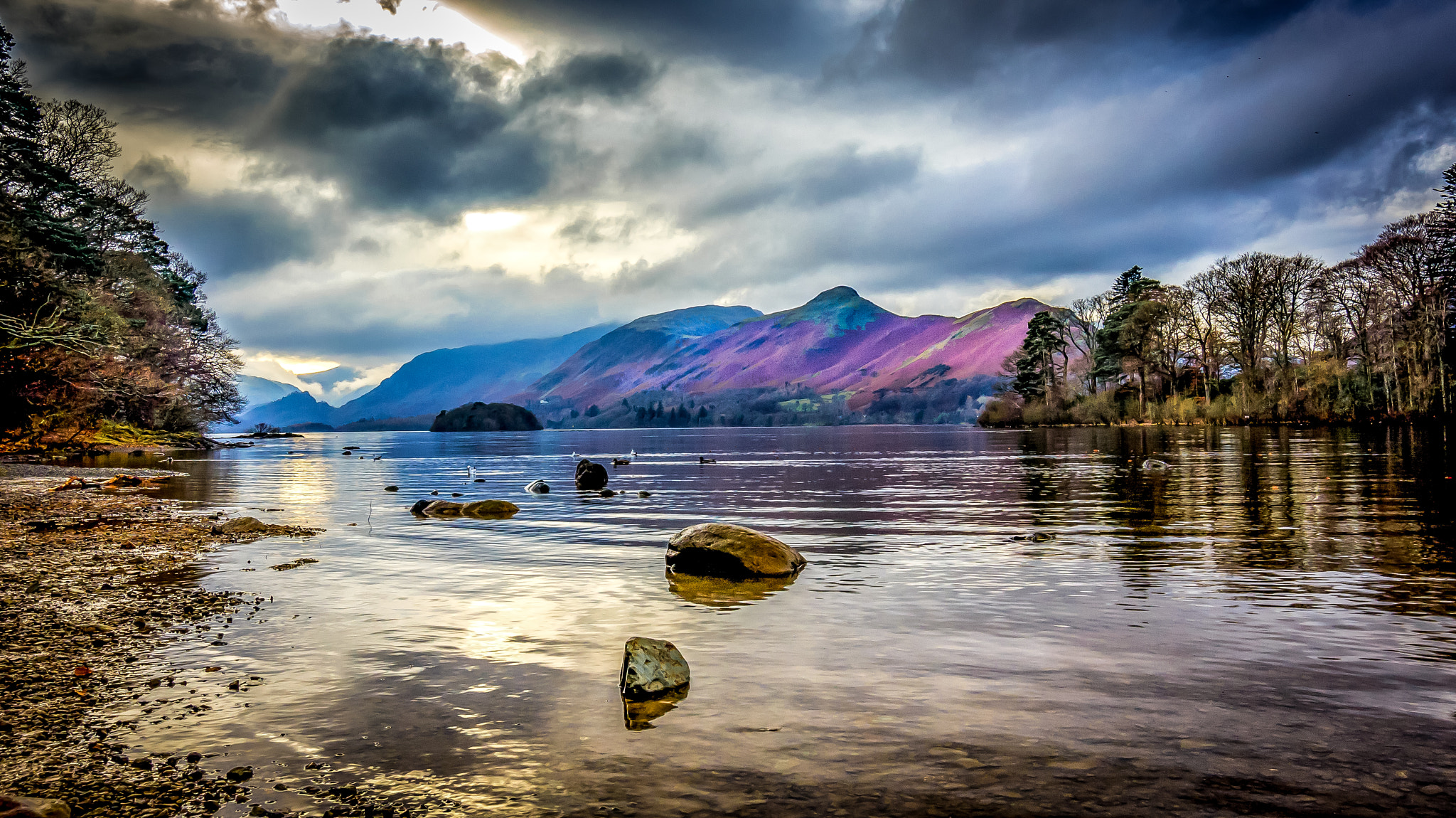 Sigma 10-20mm F3.5 EX DC HSM sample photo. Looking toward catbells photography