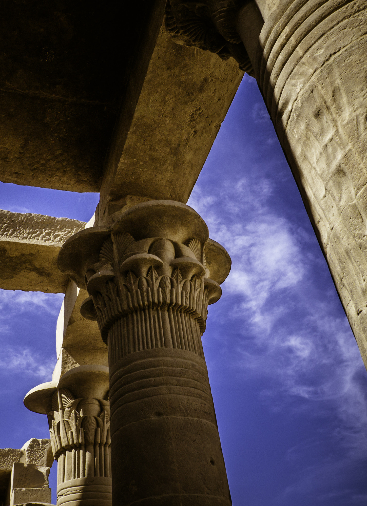 Panasonic Lumix DMC-GH2 sample photo. Ancient egyptian pillars photography