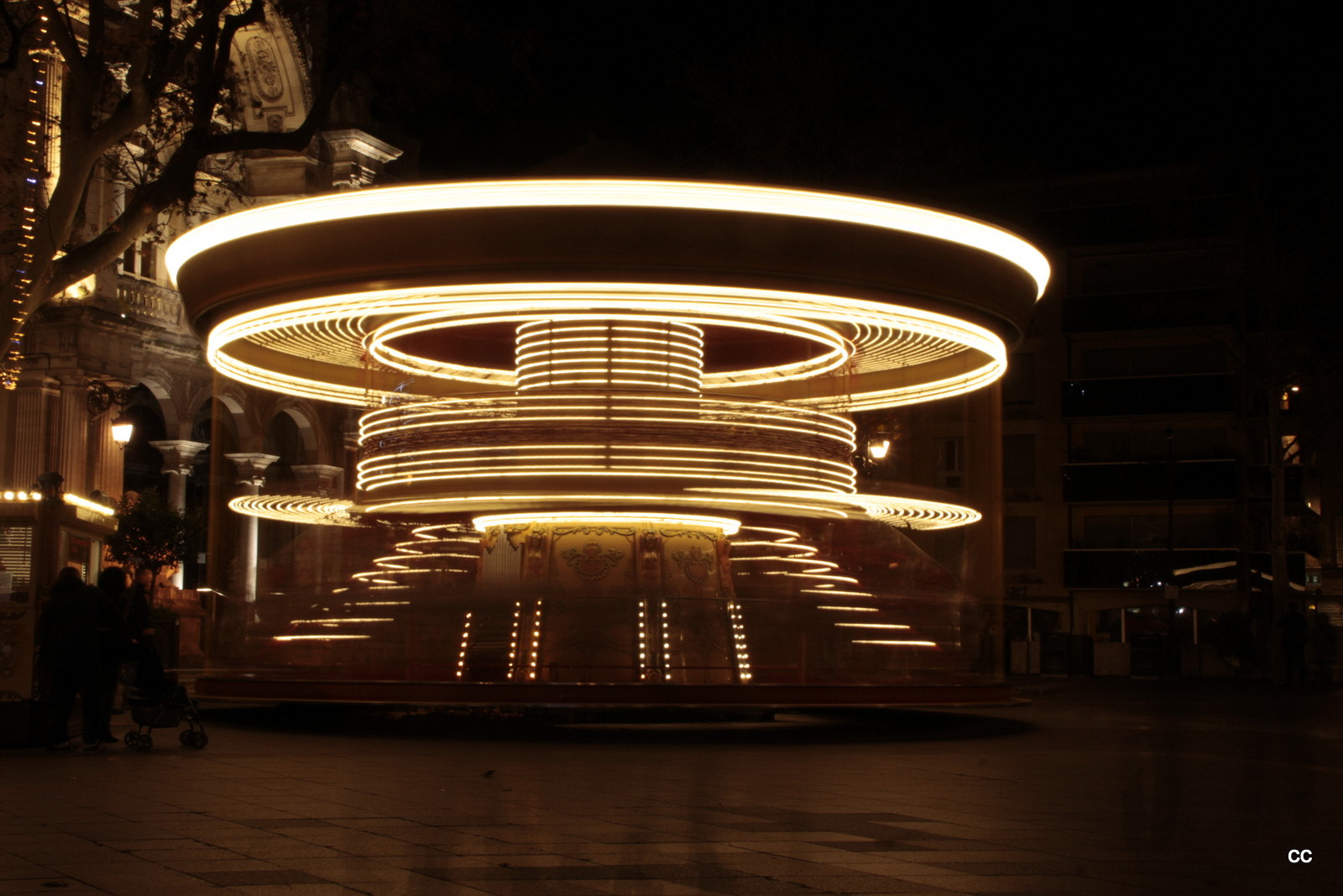 Canon EOS 50D sample photo. Manège de nuit photography