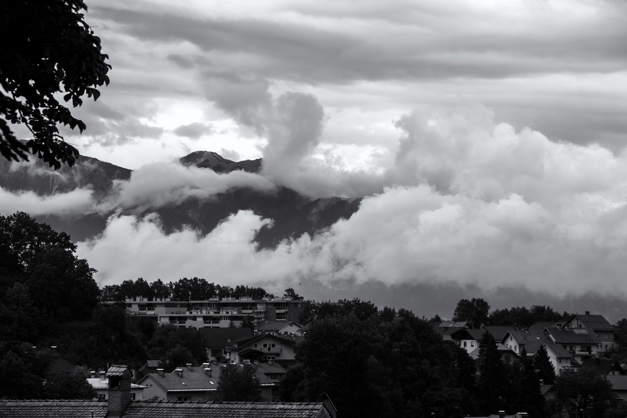 Canon EOS 760D (EOS Rebel T6s / EOS 8000D) sample photo. Clouds photography