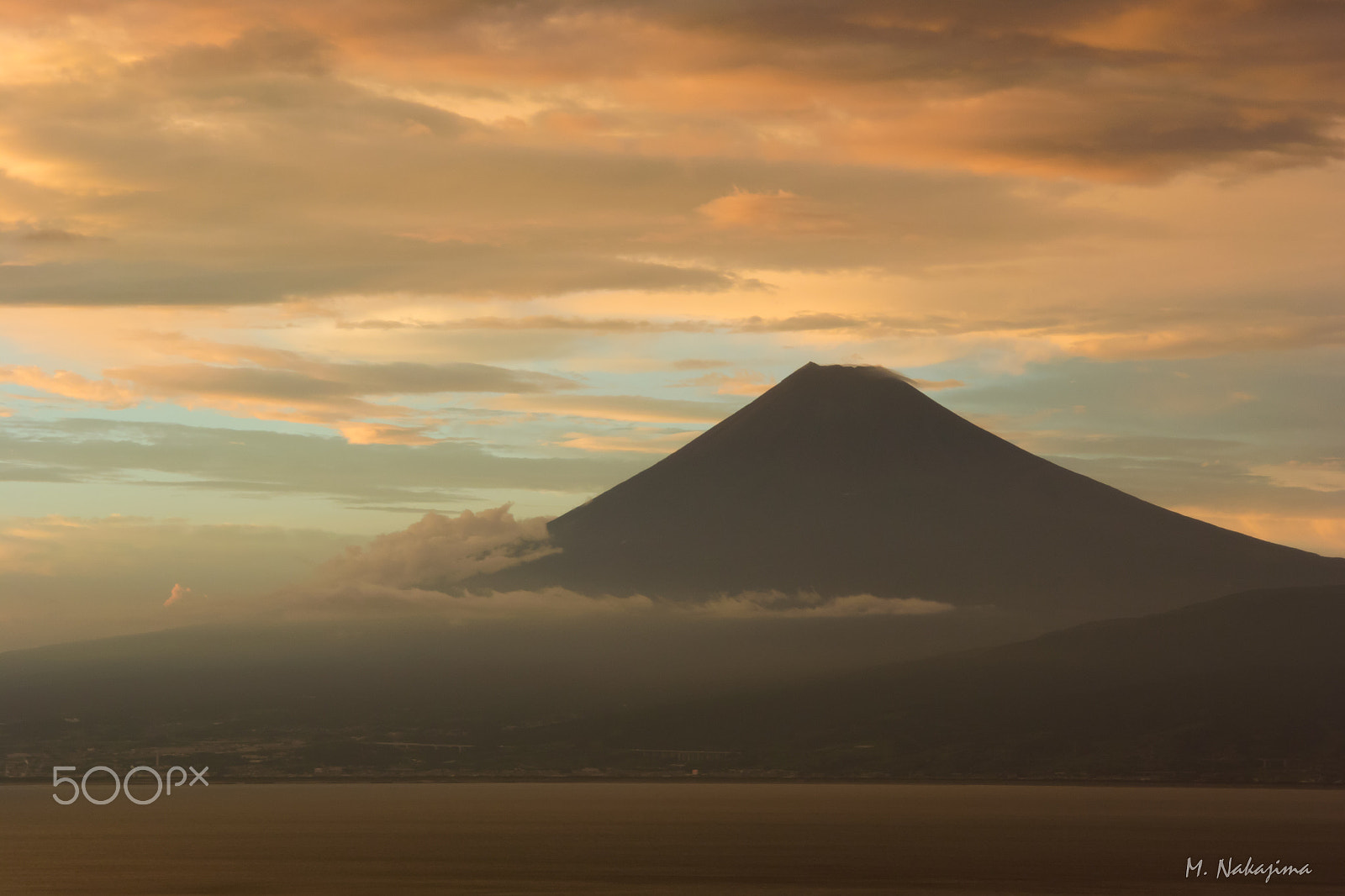 Nikon 1 V3 + 1 NIKKOR VR 10-100mm f/4-5.6 sample photo. Mt. fuji sunset photography