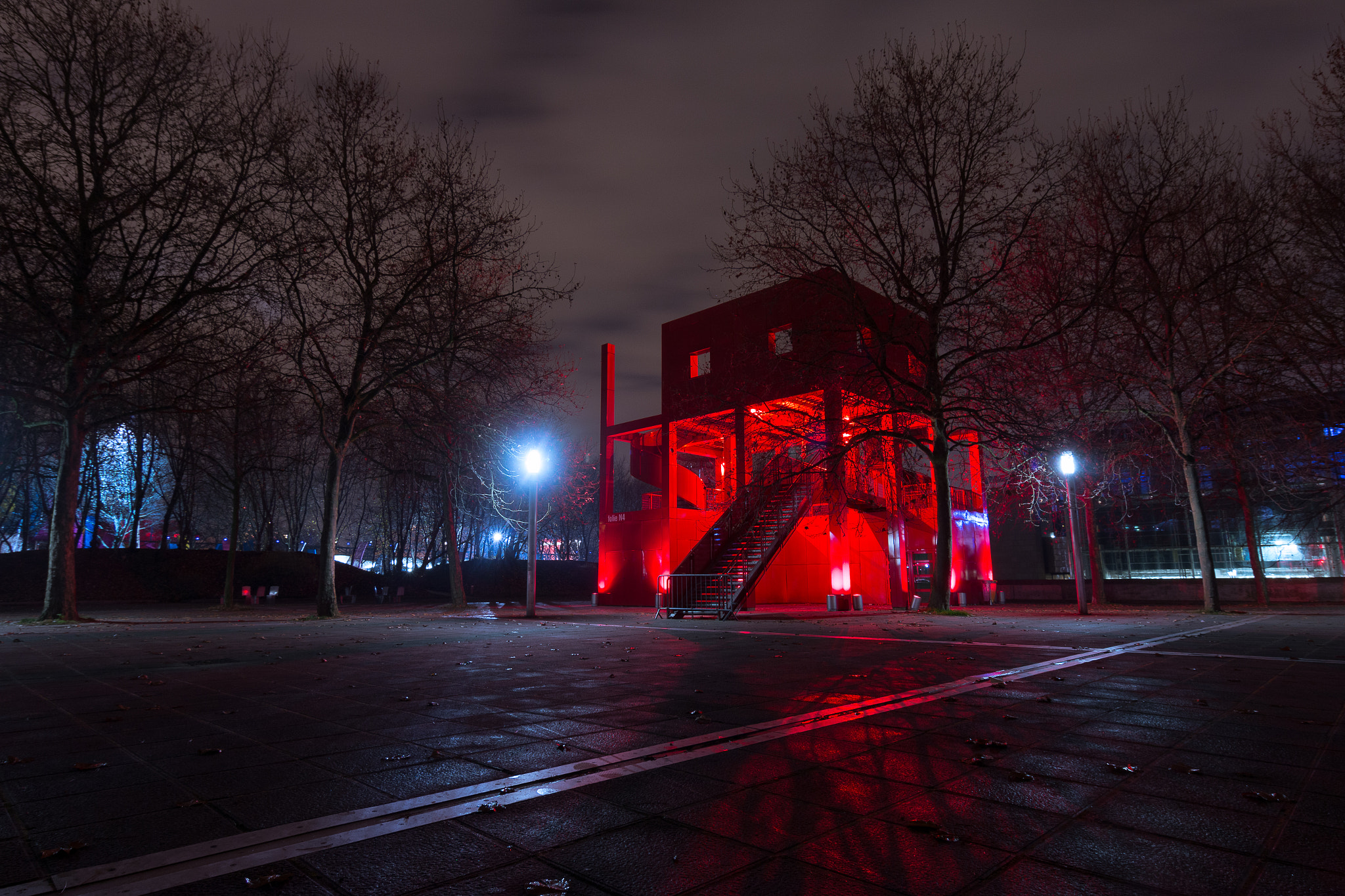 Tokina AT-X Pro 12-24mm F4 (IF) DX sample photo. Parc de la villette photography