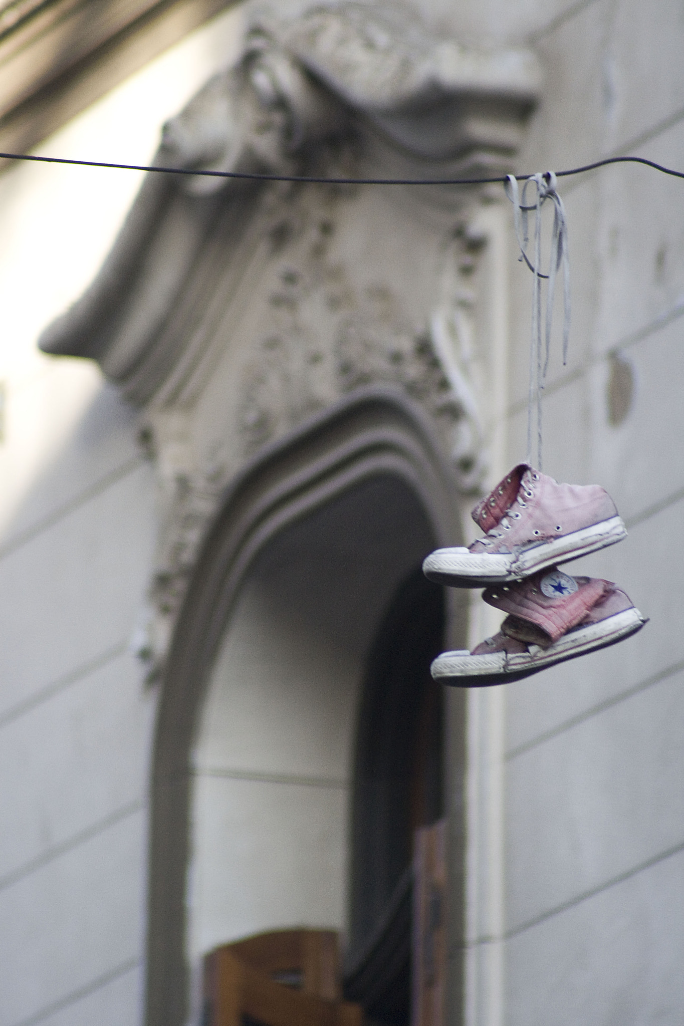 Canon EF 75-300mm f/4-5.6 USM sample photo. Hanging photography
