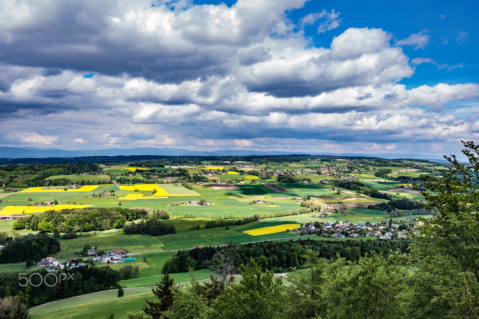 Tamron SP 15-30mm F2.8 Di VC USD sample photo. Panorama depuis le sommet photography
