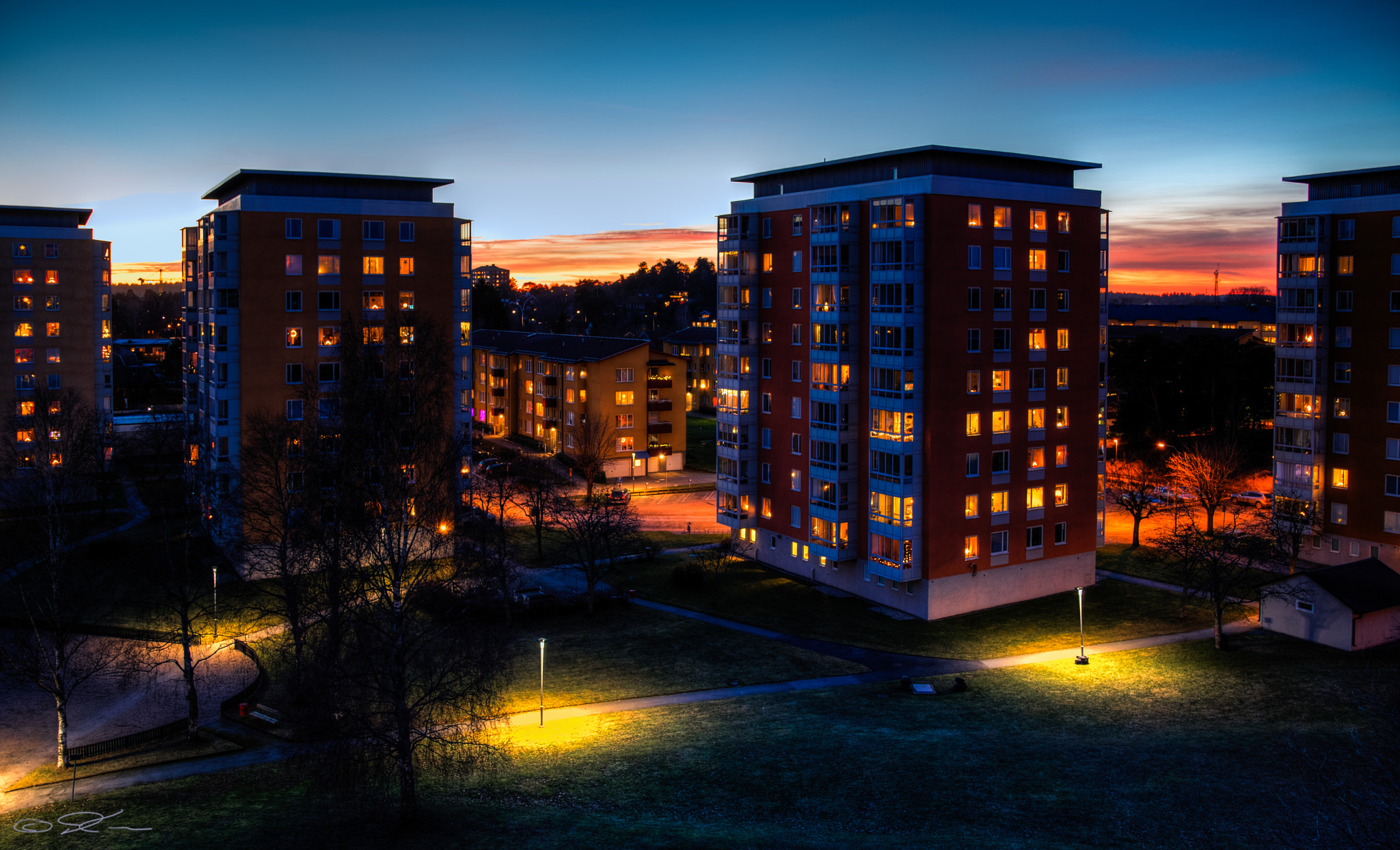 Sigma 17-50mm F2.8 EX DC OS HSM sample photo. Sunset and lights photography