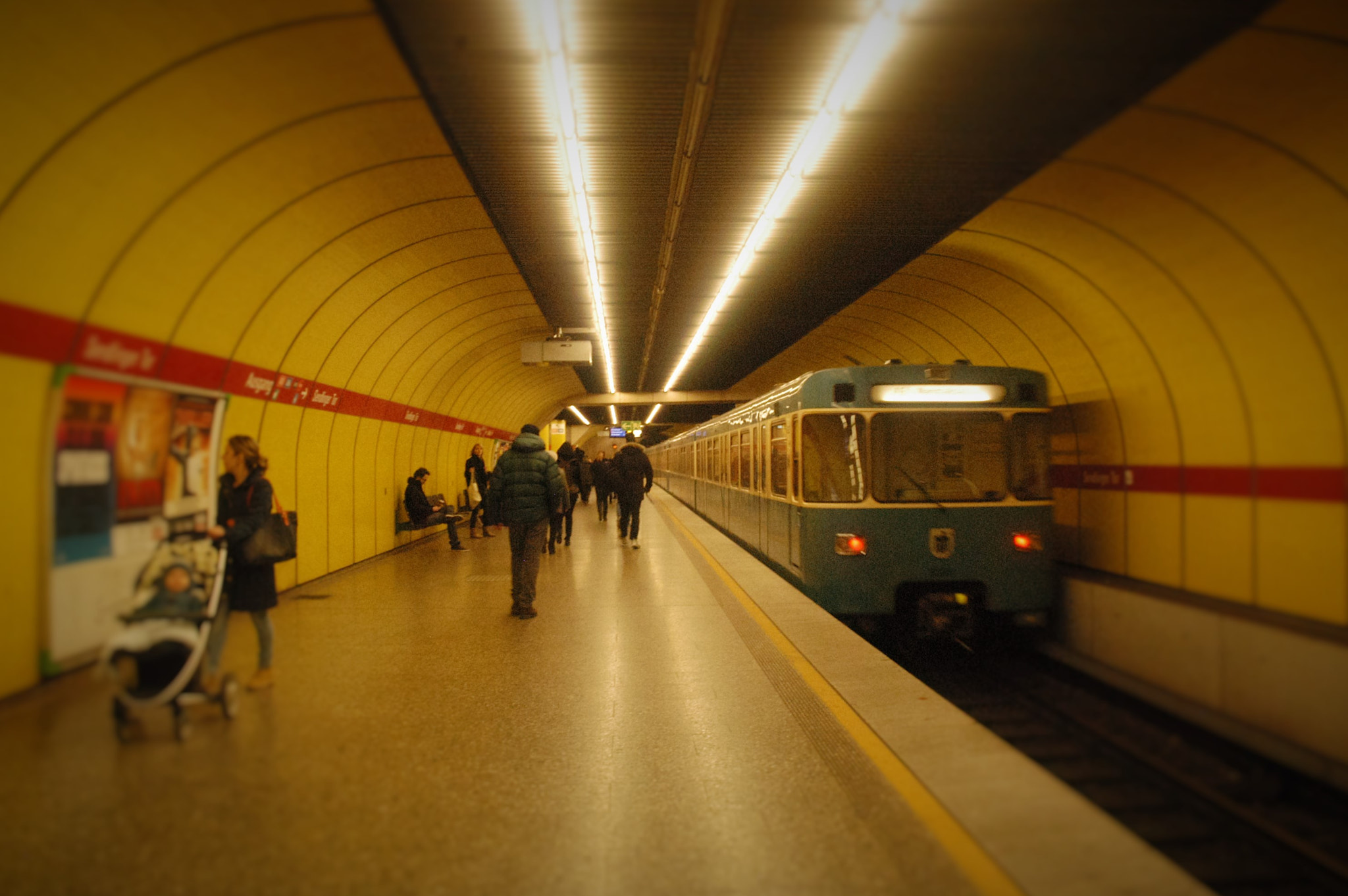 Nikon D100 sample photo. Berlin underground photography