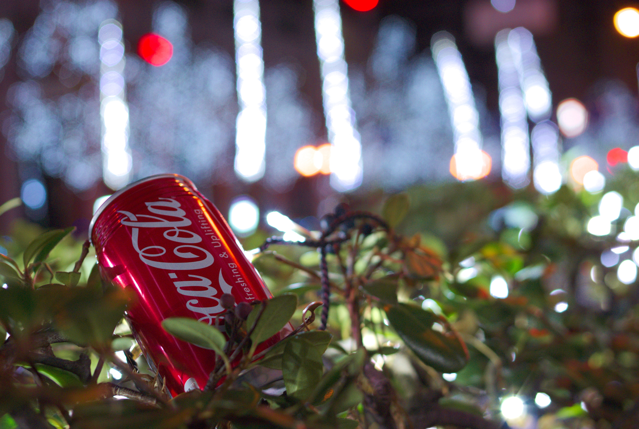 Pentax K-m (K2000) + Pentax smc DA 35mm F2.4 AL sample photo. Coke in street photography