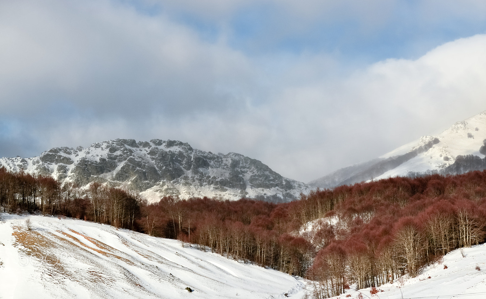 Sigma 50-150mm F2.8 EX APO DC OS HSM sample photo. The mountain photography