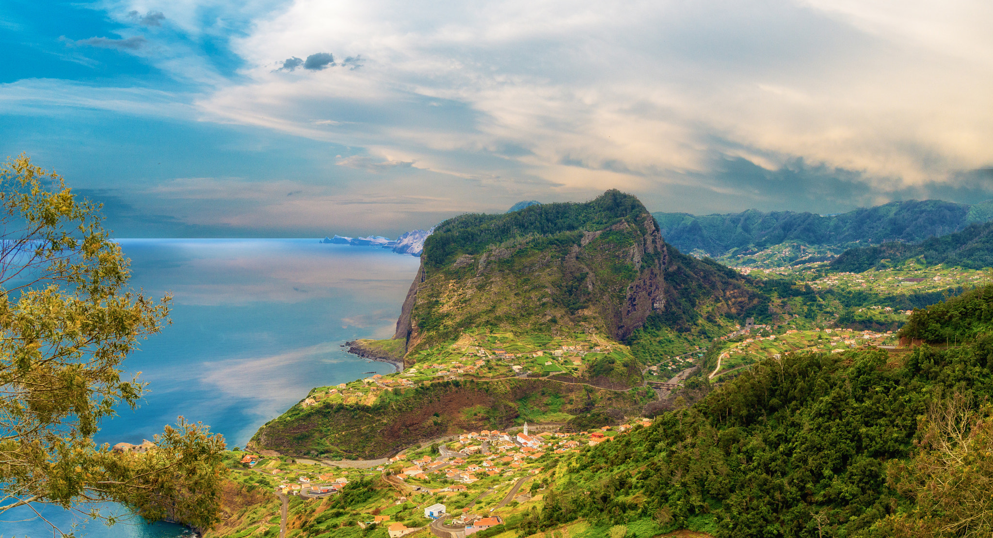 Tamron AF 28-105mm F4-5.6 [IF] sample photo. Viewpoint "portela" photography